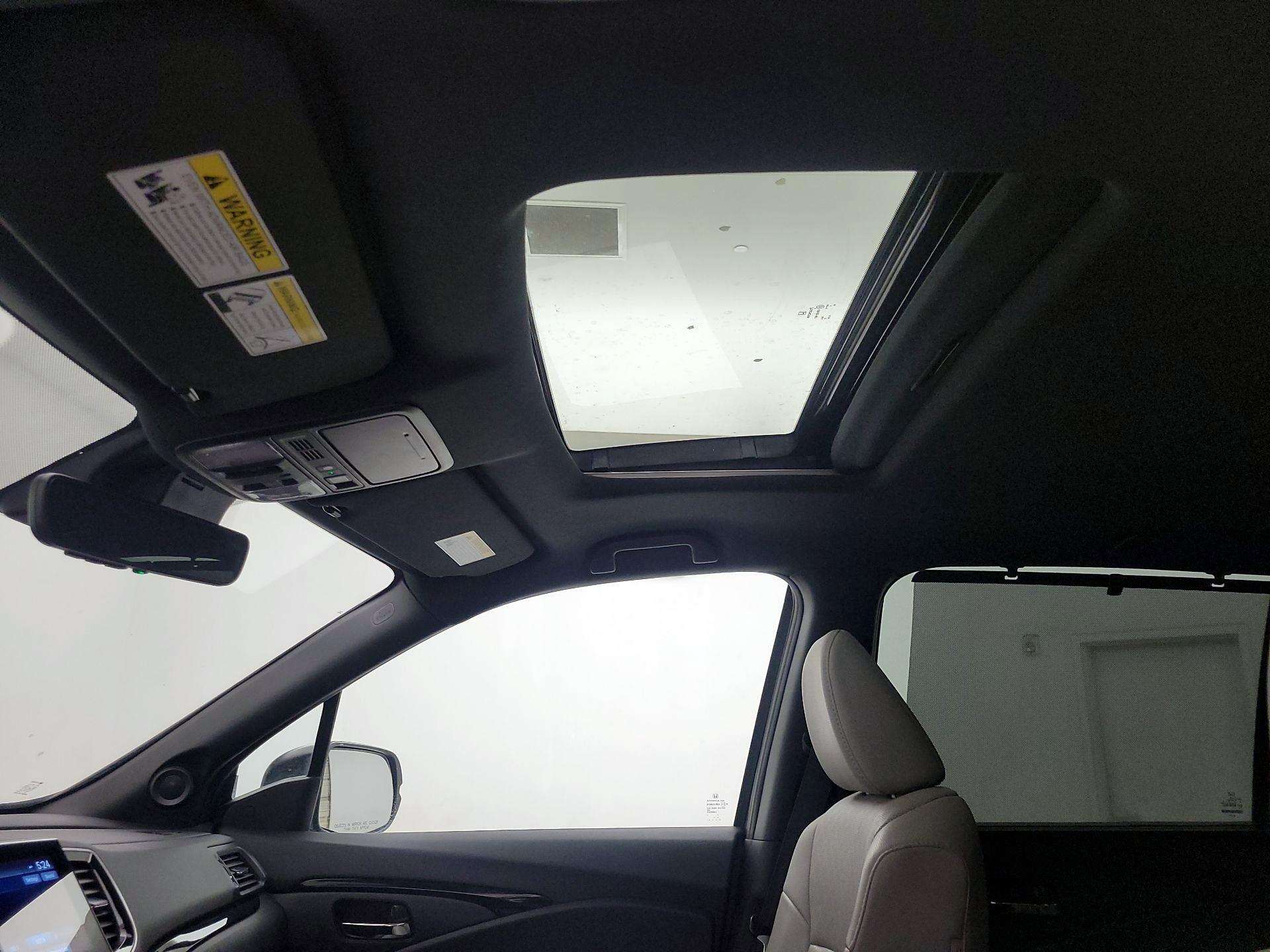 Thumbnail: 2019 Honda Passport - 19