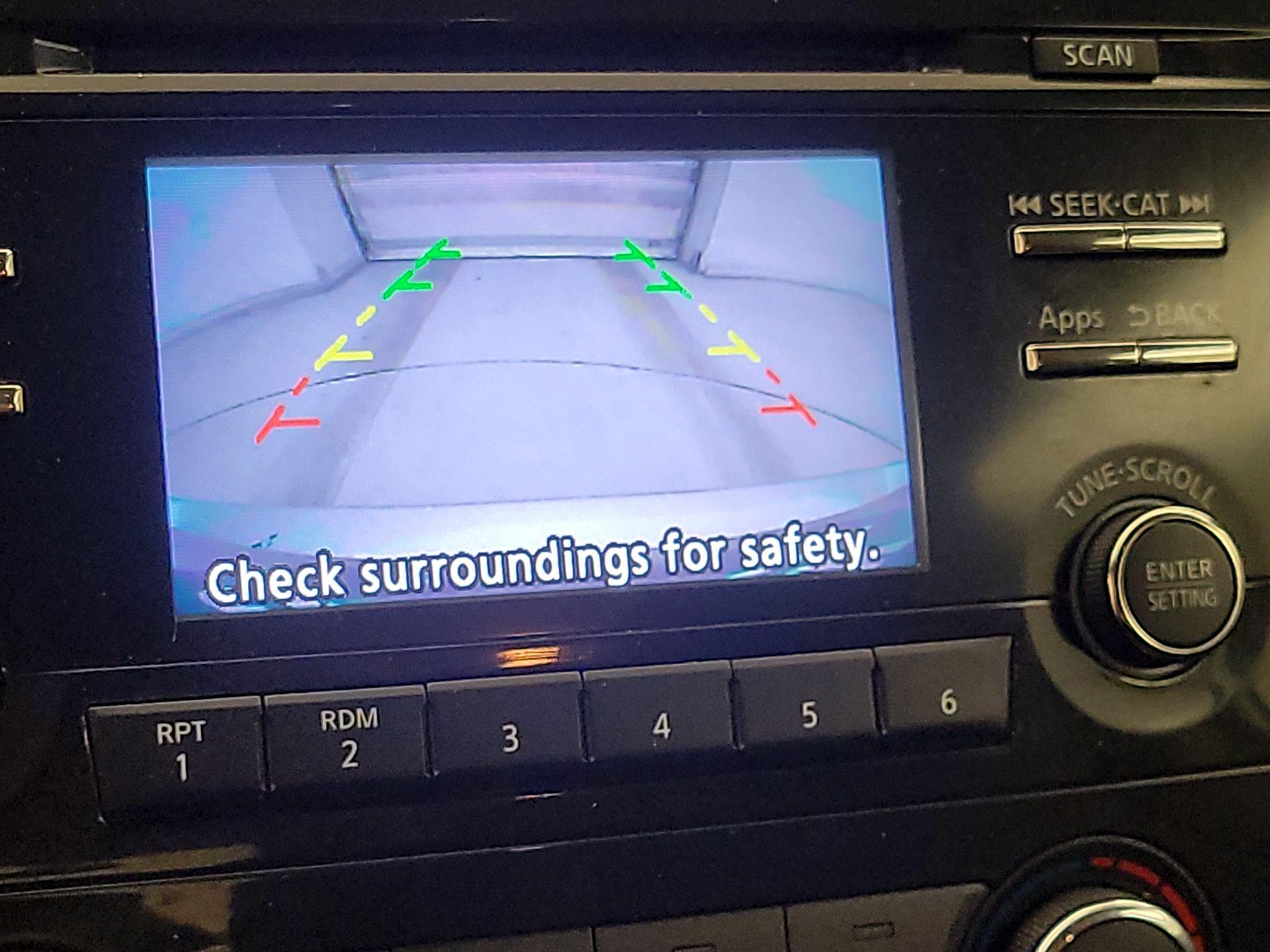 Thumbnail: 2015 Nissan Altima - 14