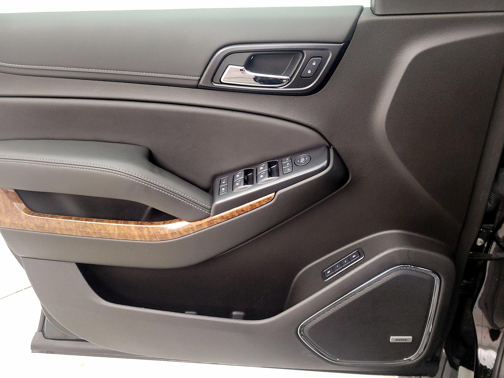 Thumbnail: 2020 Chevrolet Suburban - 12