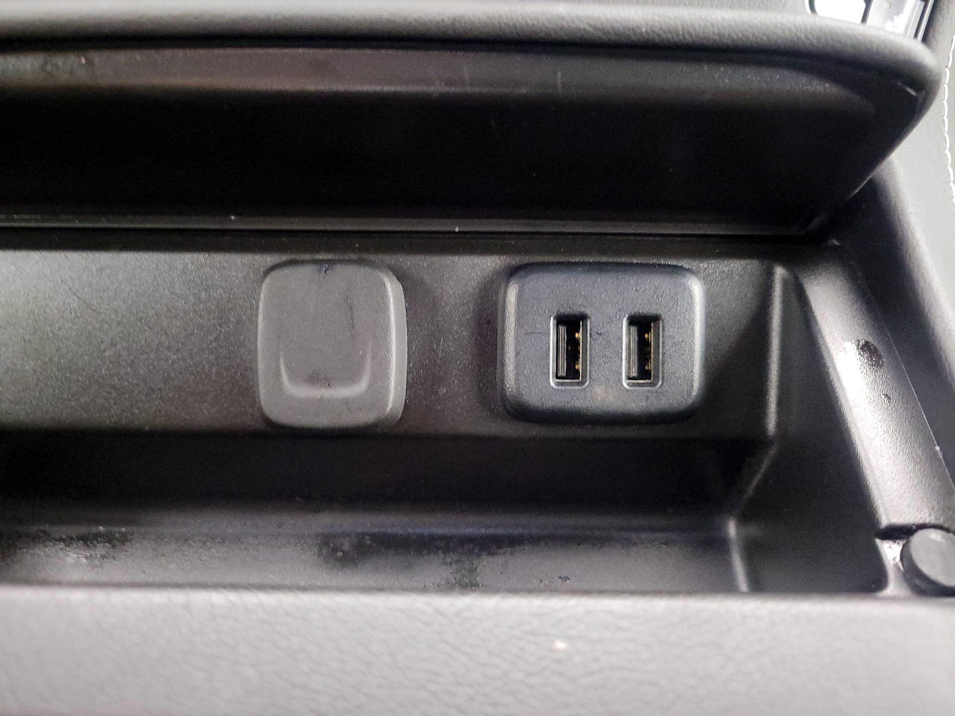 Thumbnail: 2020 Chevrolet Suburban - 19