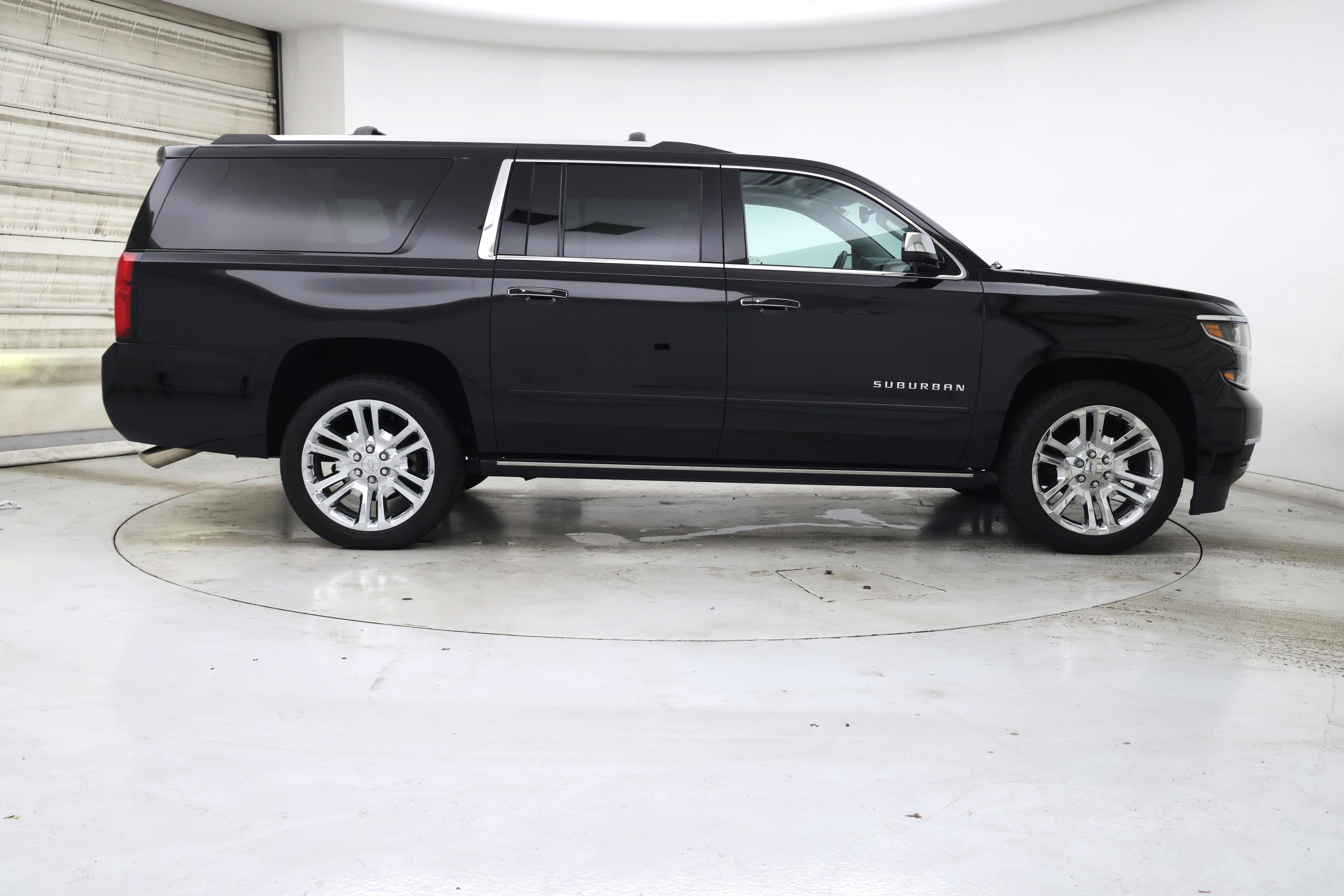 Thumbnail: 2020 Chevrolet Suburban - 7