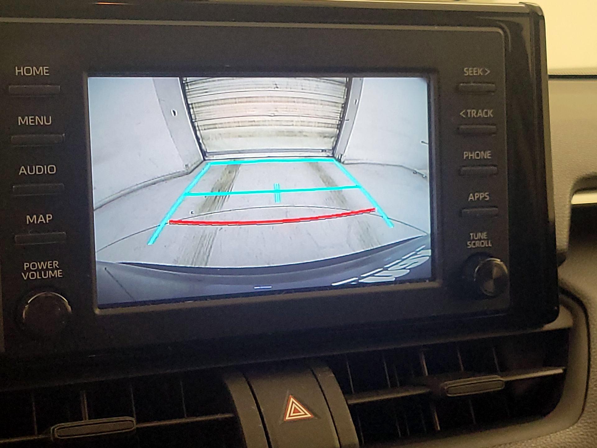 Thumbnail: 2019 Toyota RAV4 - 14