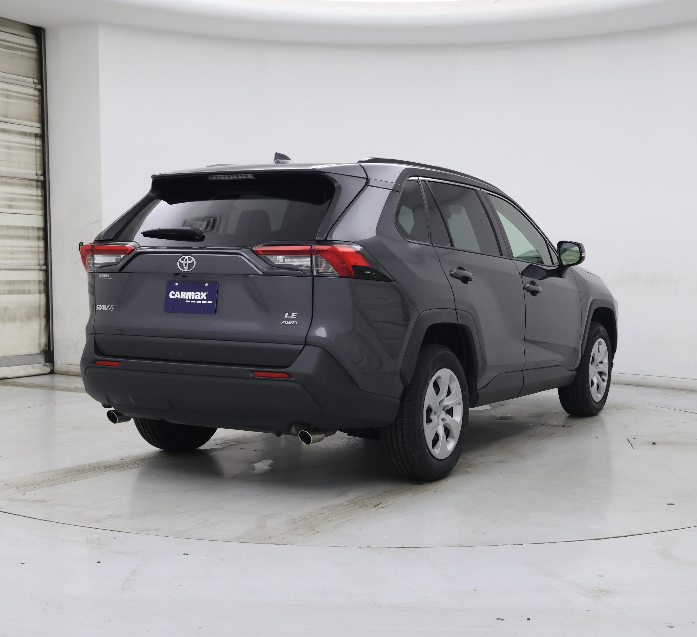 Thumbnail: 2019 Toyota RAV4 - 8