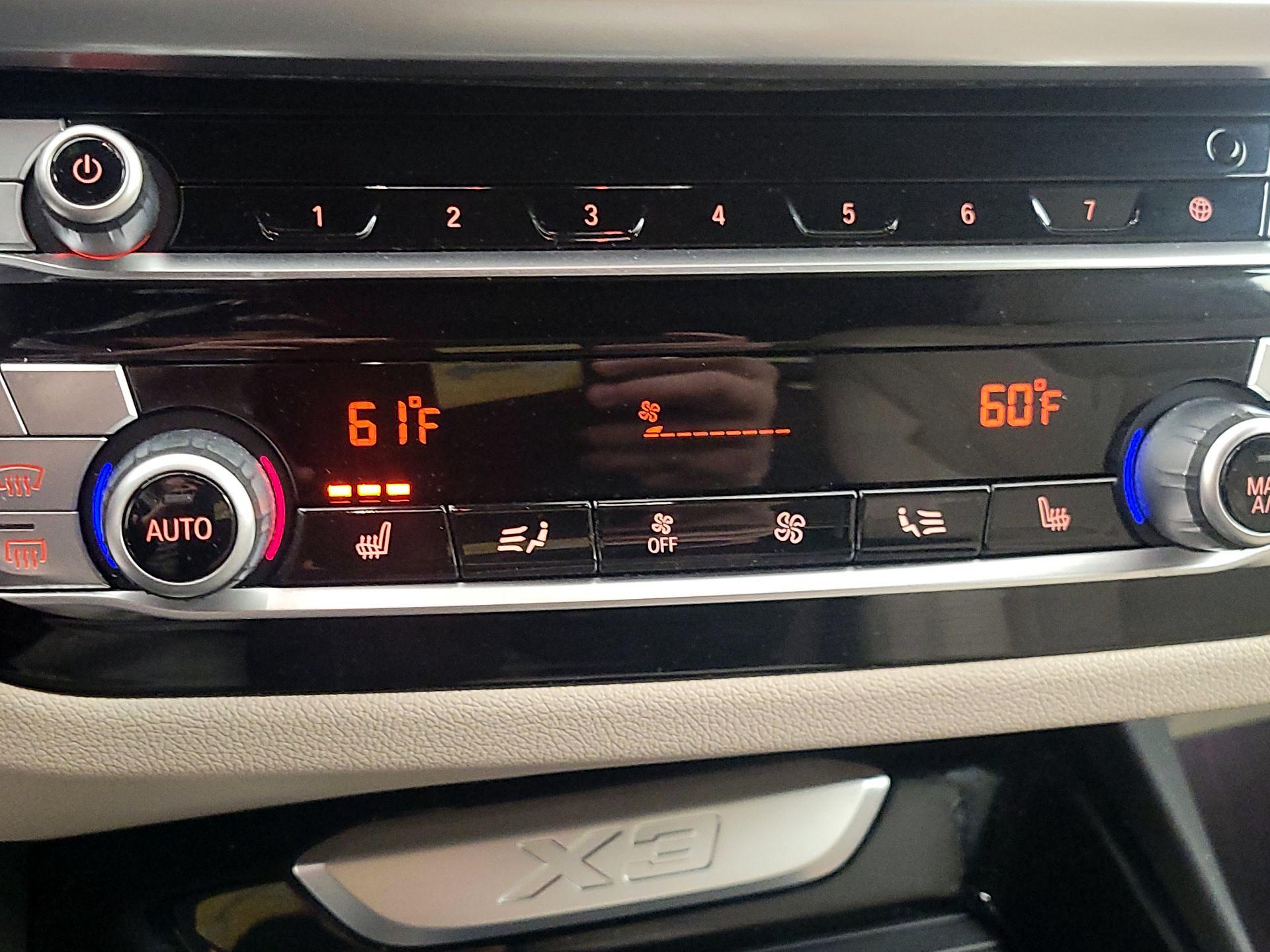 Thumbnail: 2021 BMW X3 - 15