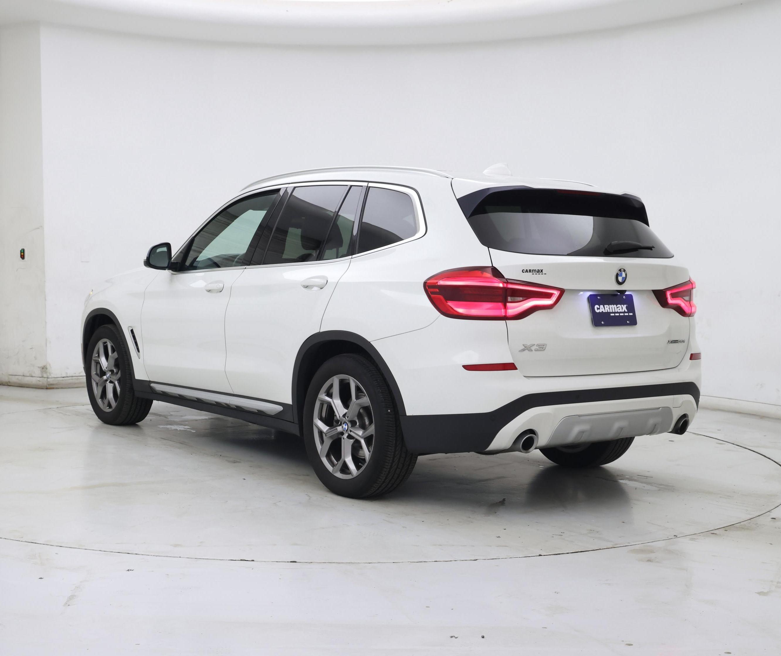 Thumbnail: 2021 BMW X3 - 2