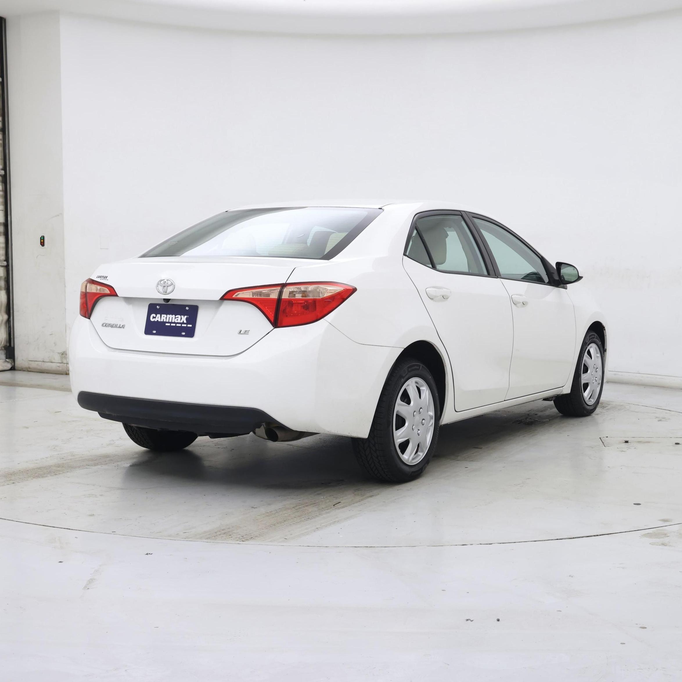 Thumbnail: 2017 Toyota Corolla - 8