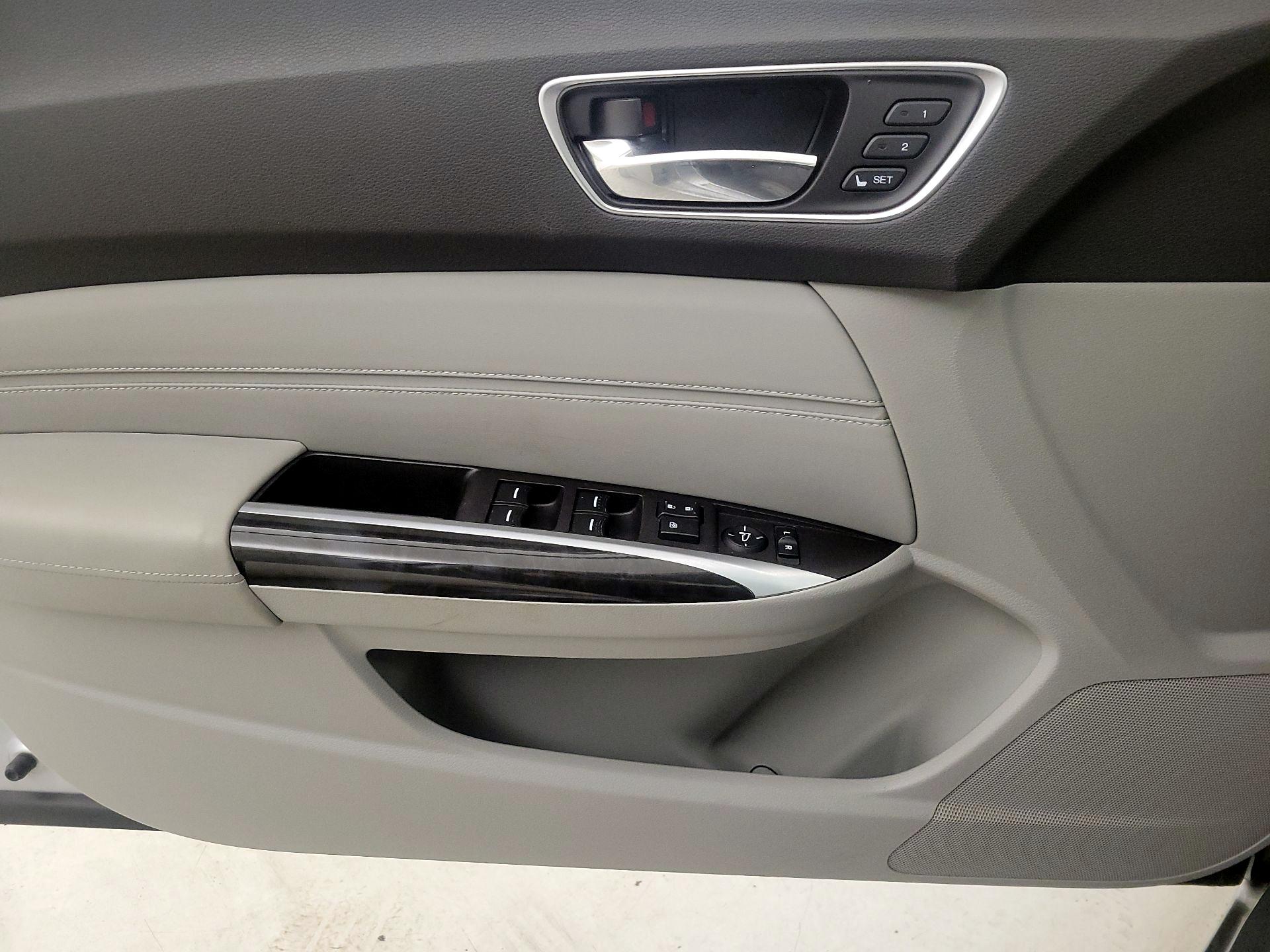 Thumbnail: 2019 Acura TLX - 12