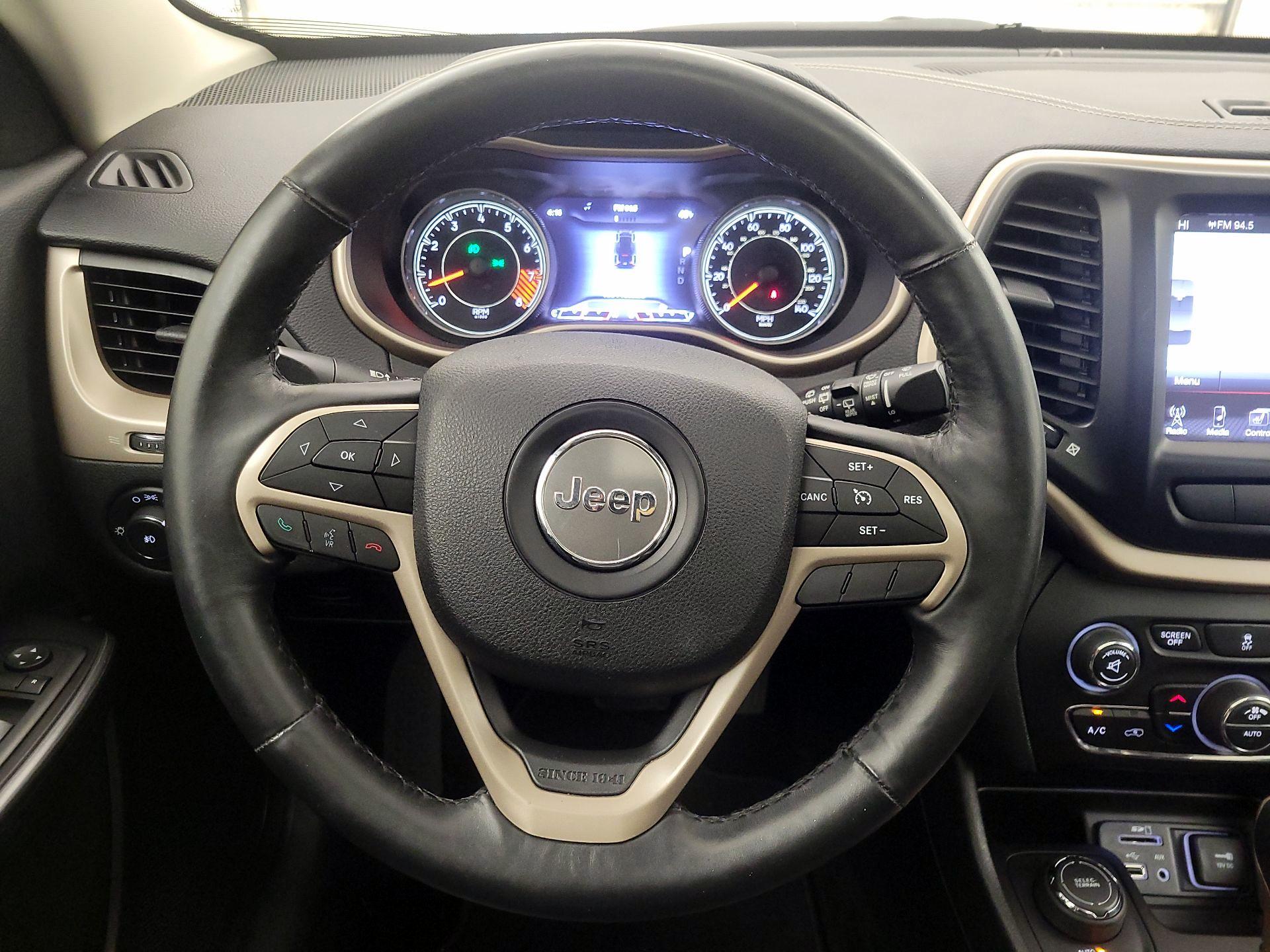 Thumbnail: 2014 Jeep Cherokee - 10