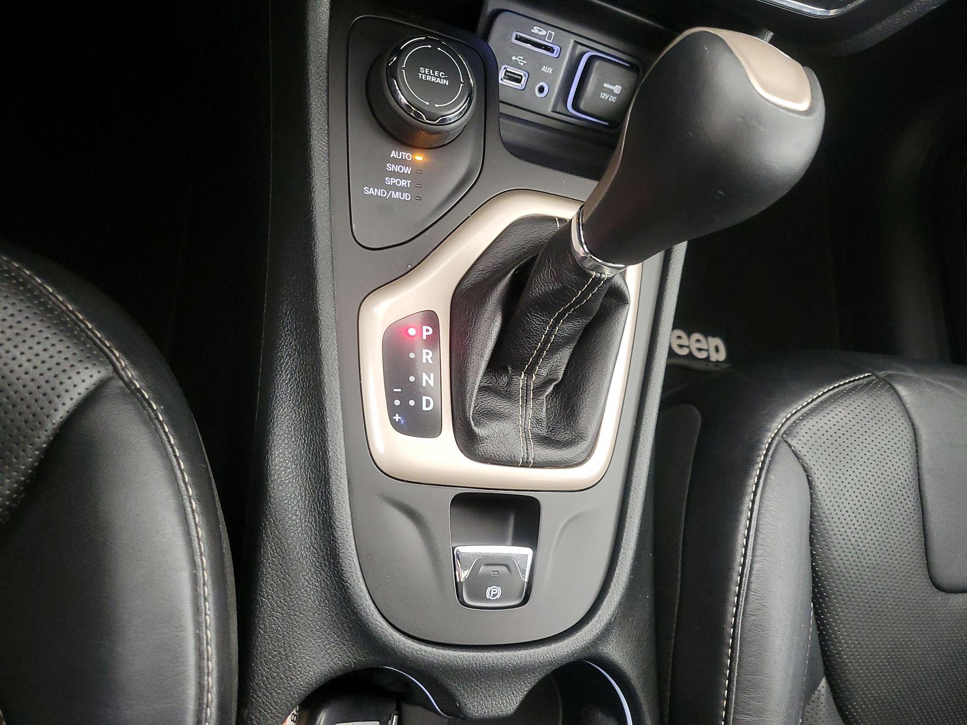 Thumbnail: 2014 Jeep Cherokee - 18