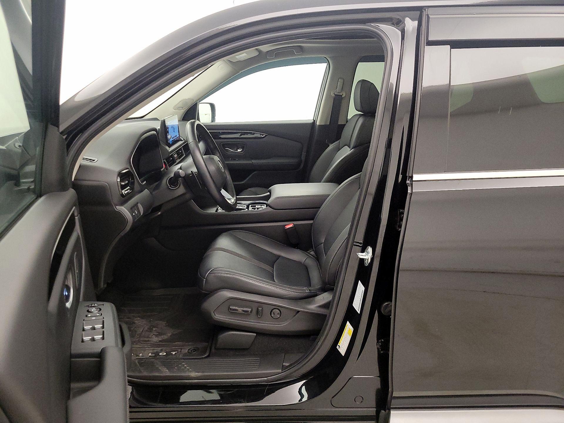 Thumbnail: 2023 Honda Pilot - 11