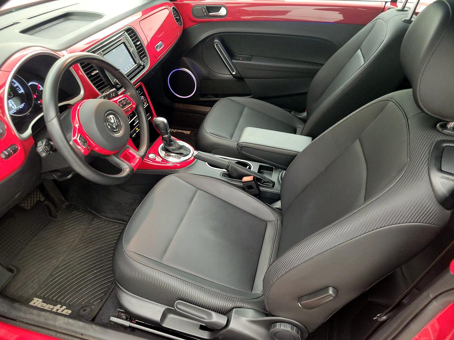 Thumbnail: 2019 Volkswagen Beetle - 11