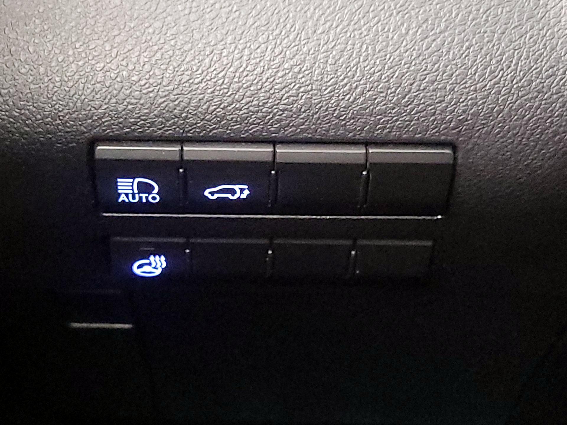 Thumbnail: 2022 Lexus RX - 13