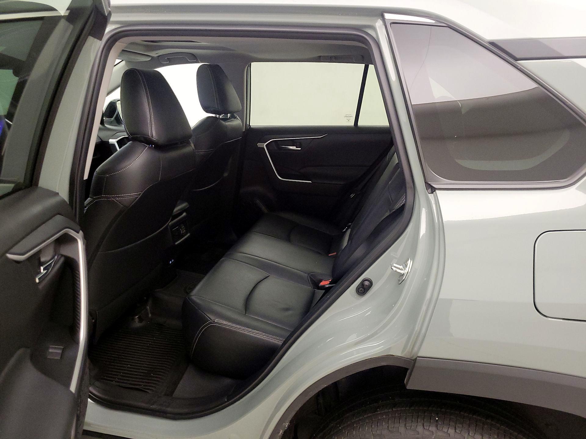 Thumbnail: 2023 Toyota RAV4 - 20