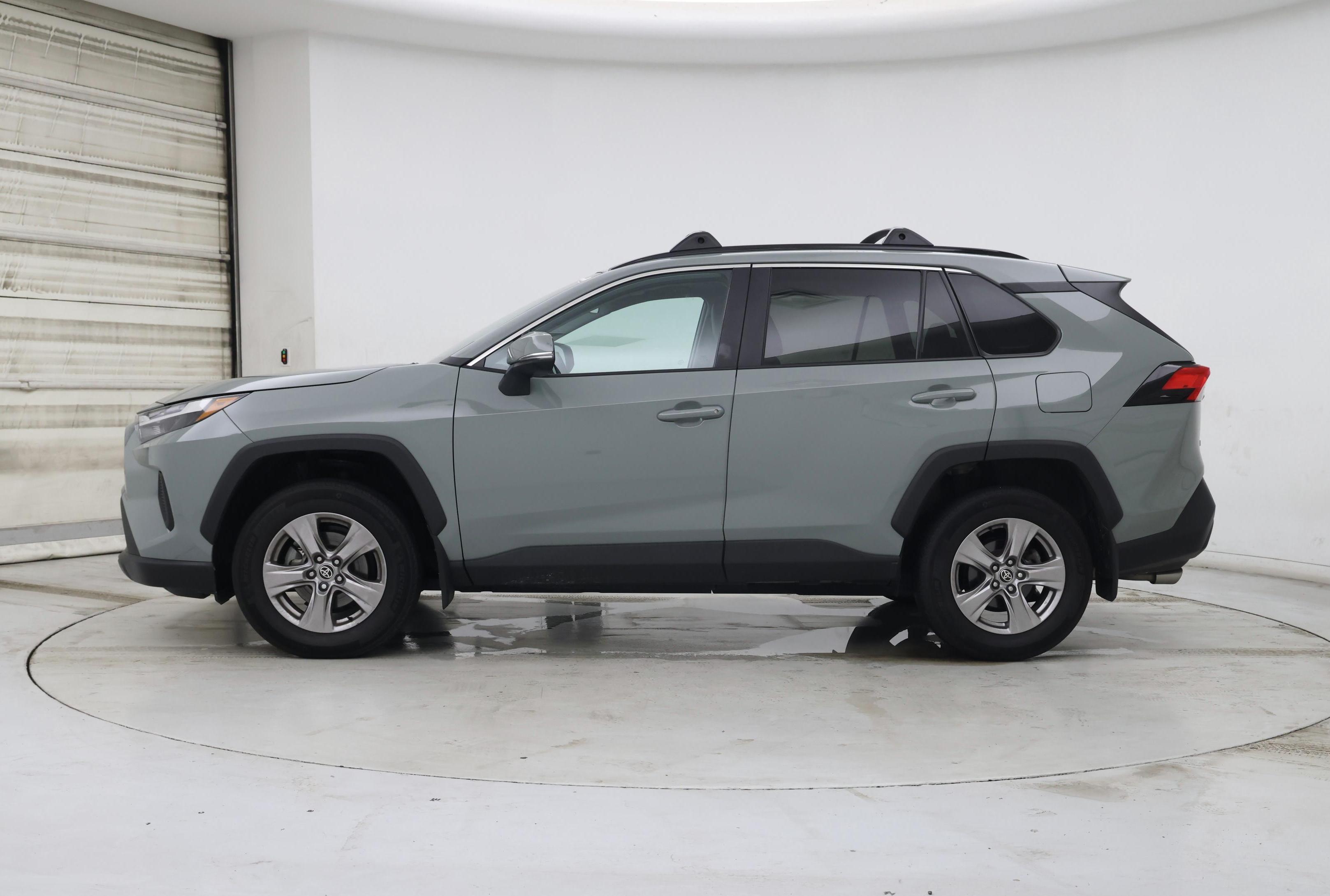 Thumbnail: 2023 Toyota RAV4 - 3