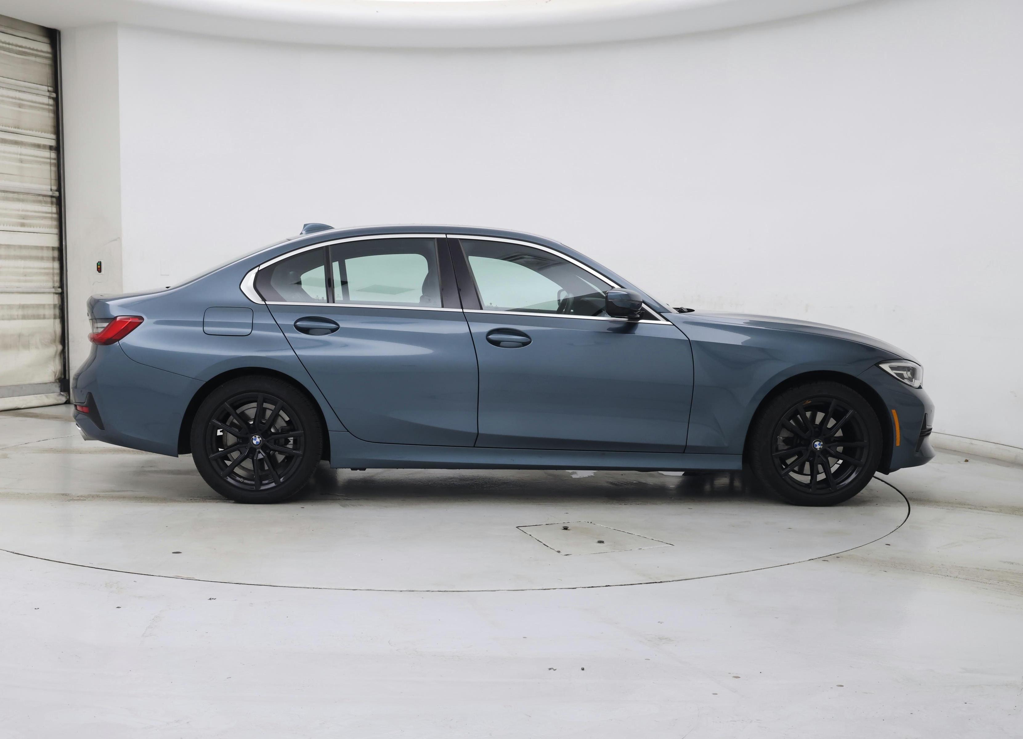 Thumbnail: 2021 BMW 3 Series - 7