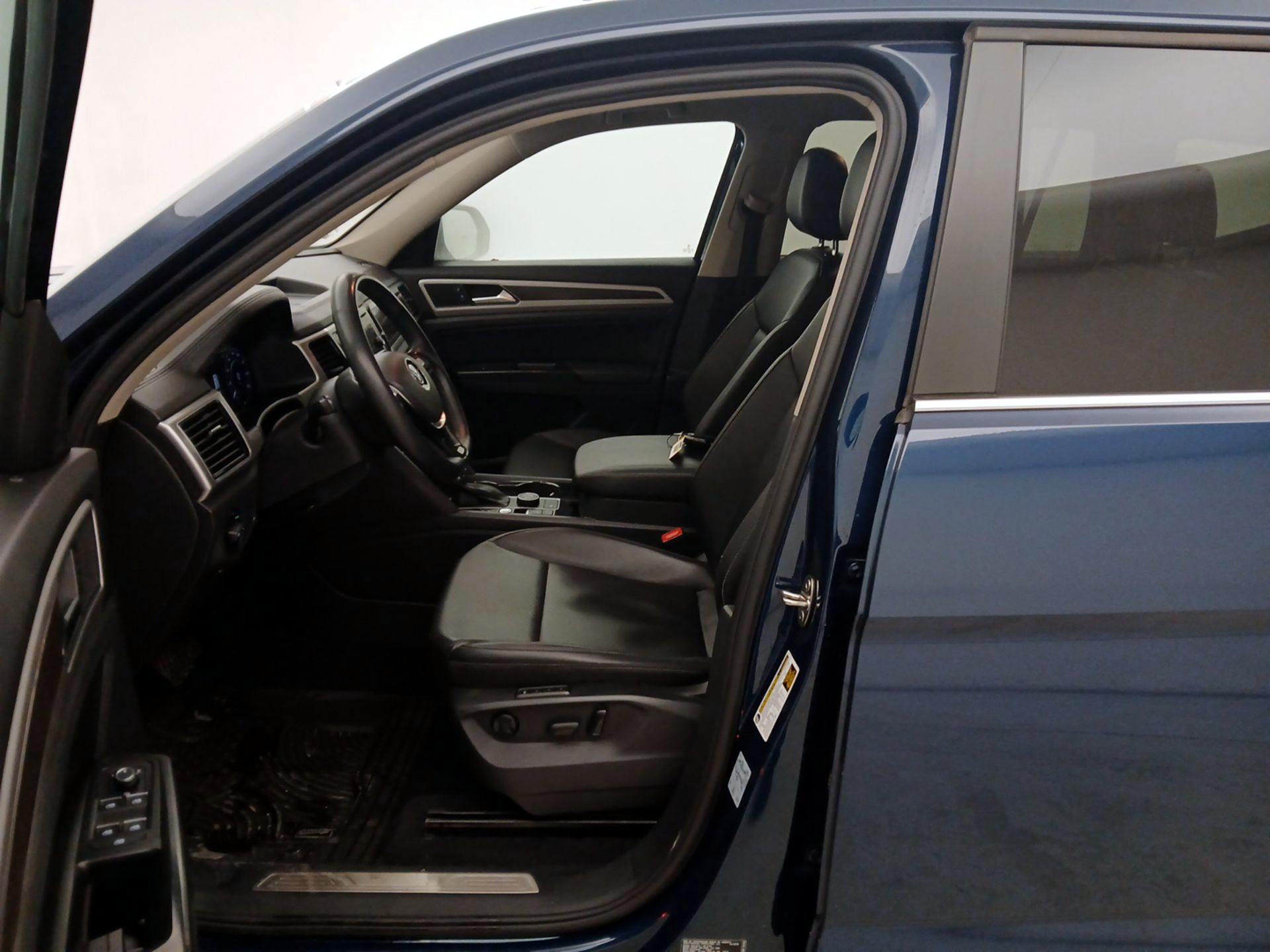 Thumbnail: 2019 Volkswagen Atlas - 11