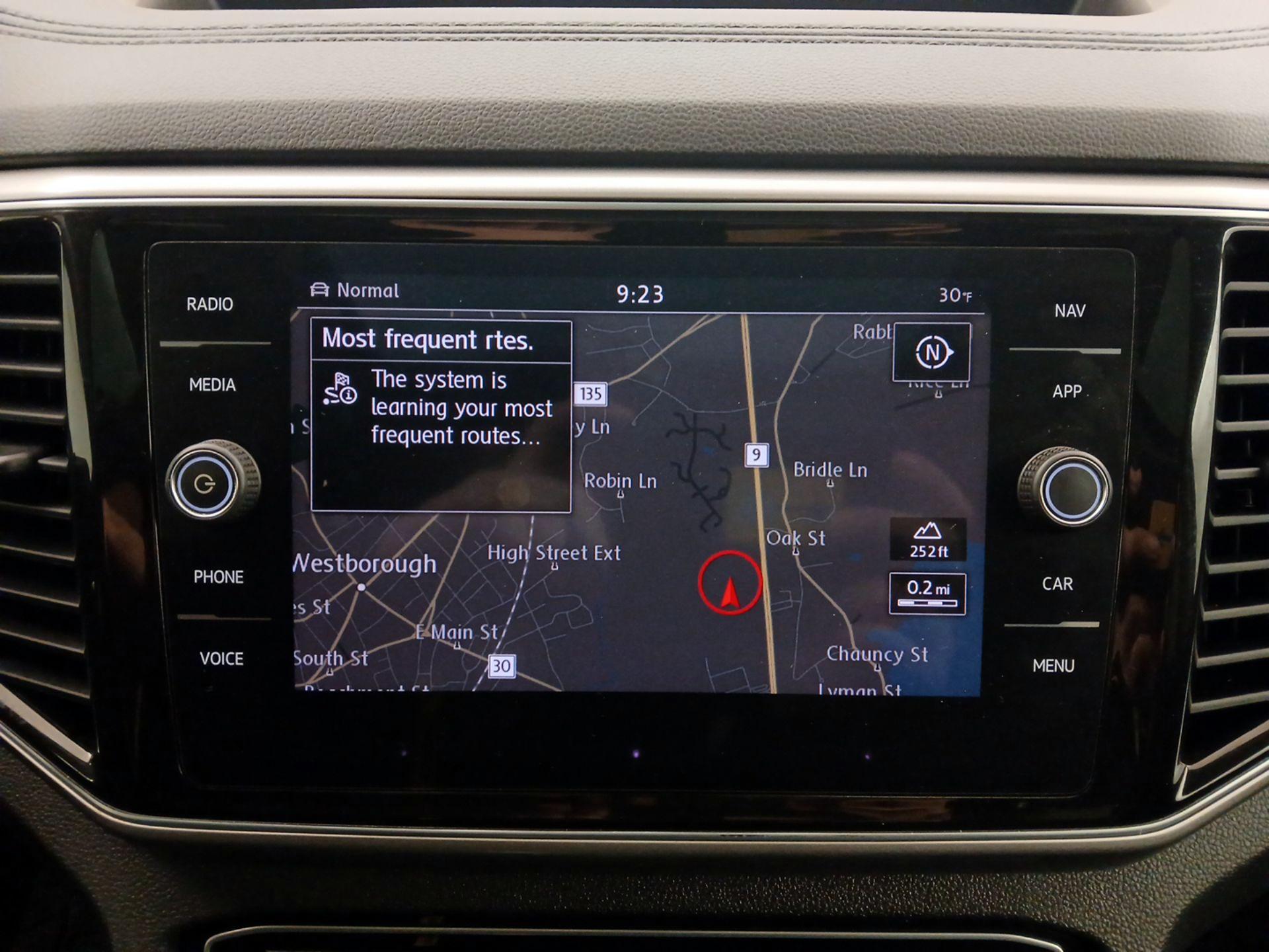 Thumbnail: 2019 Volkswagen Atlas - 14