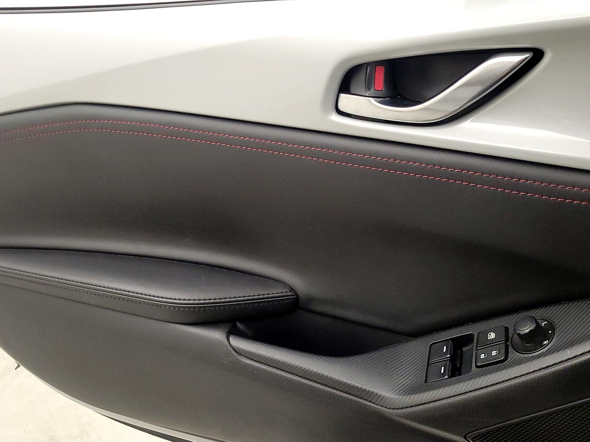 Thumbnail: 2019 Mazda MX-5 Miata - 13