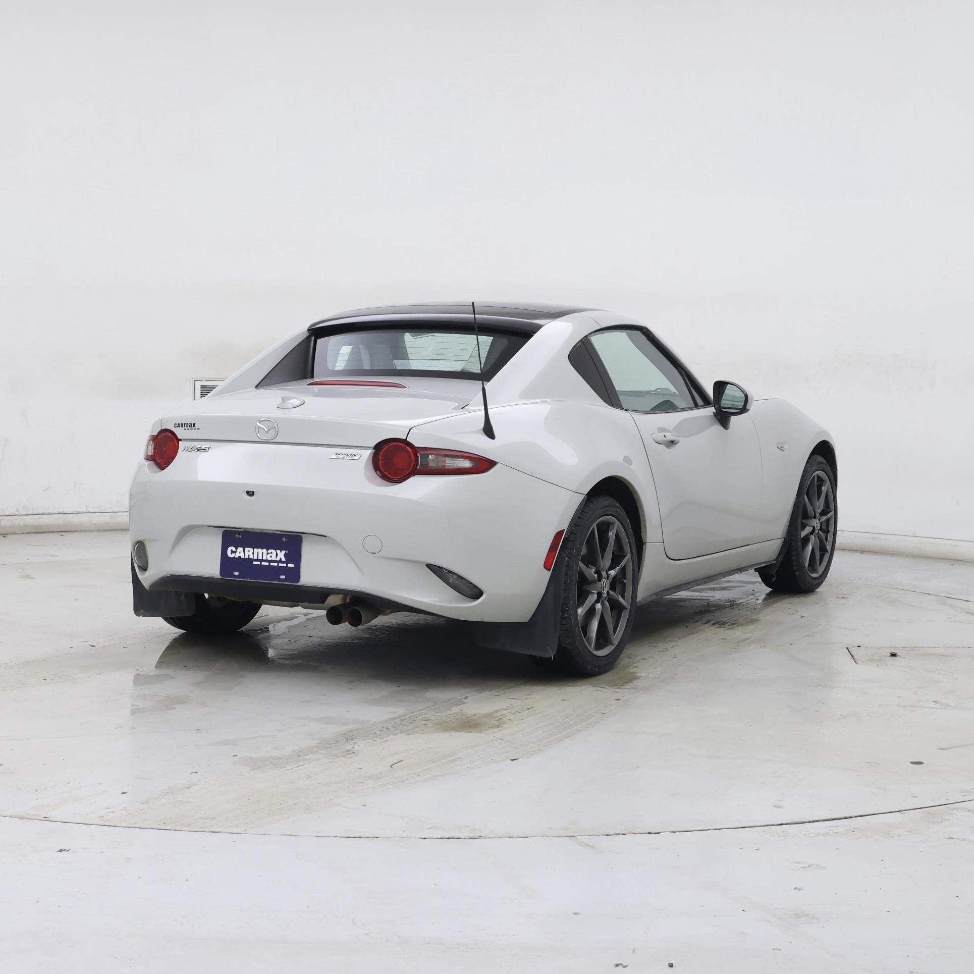 Thumbnail: 2019 Mazda MX-5 Miata - 8