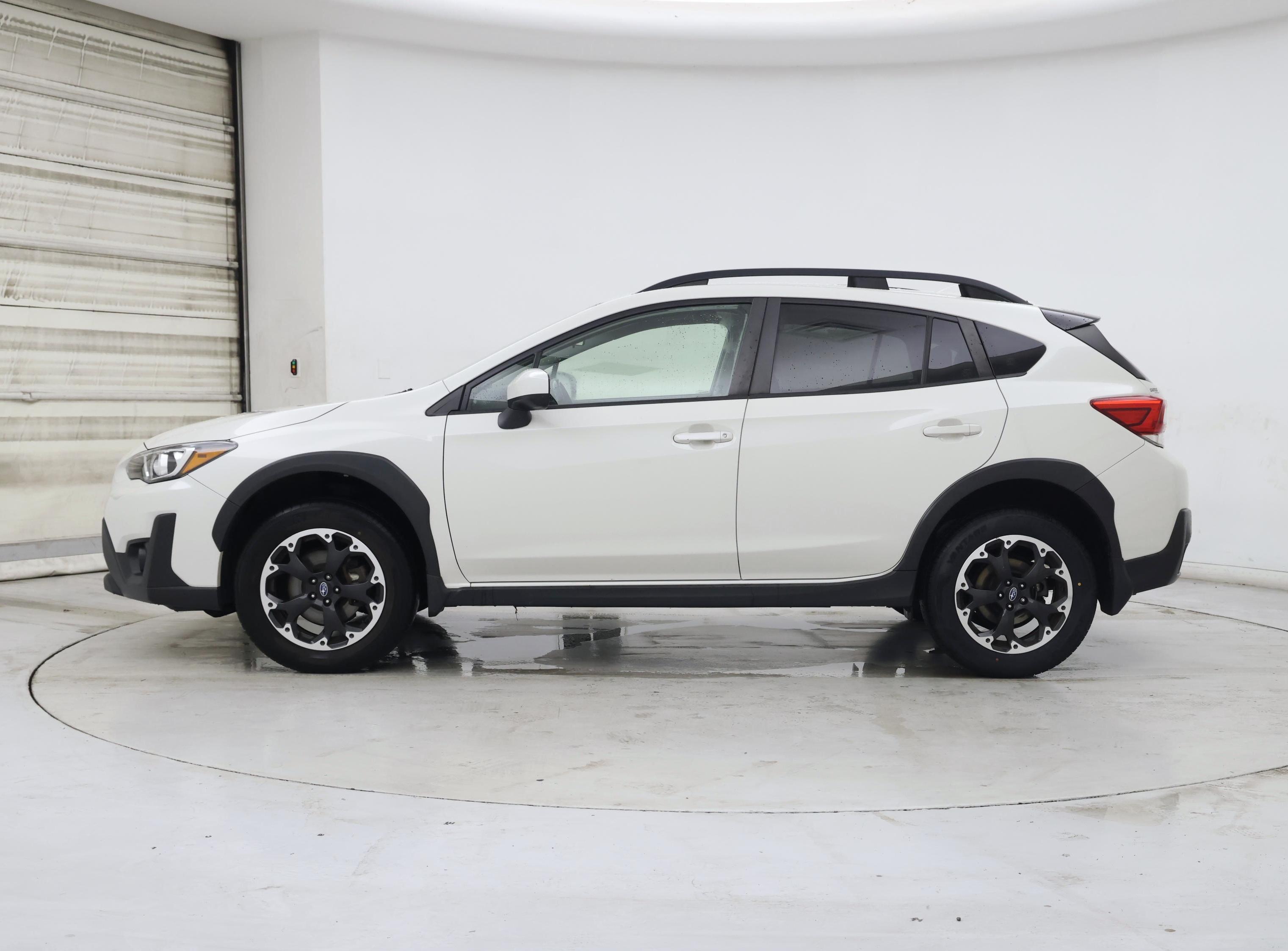 Thumbnail: 2021 Subaru Crosstrek - 3