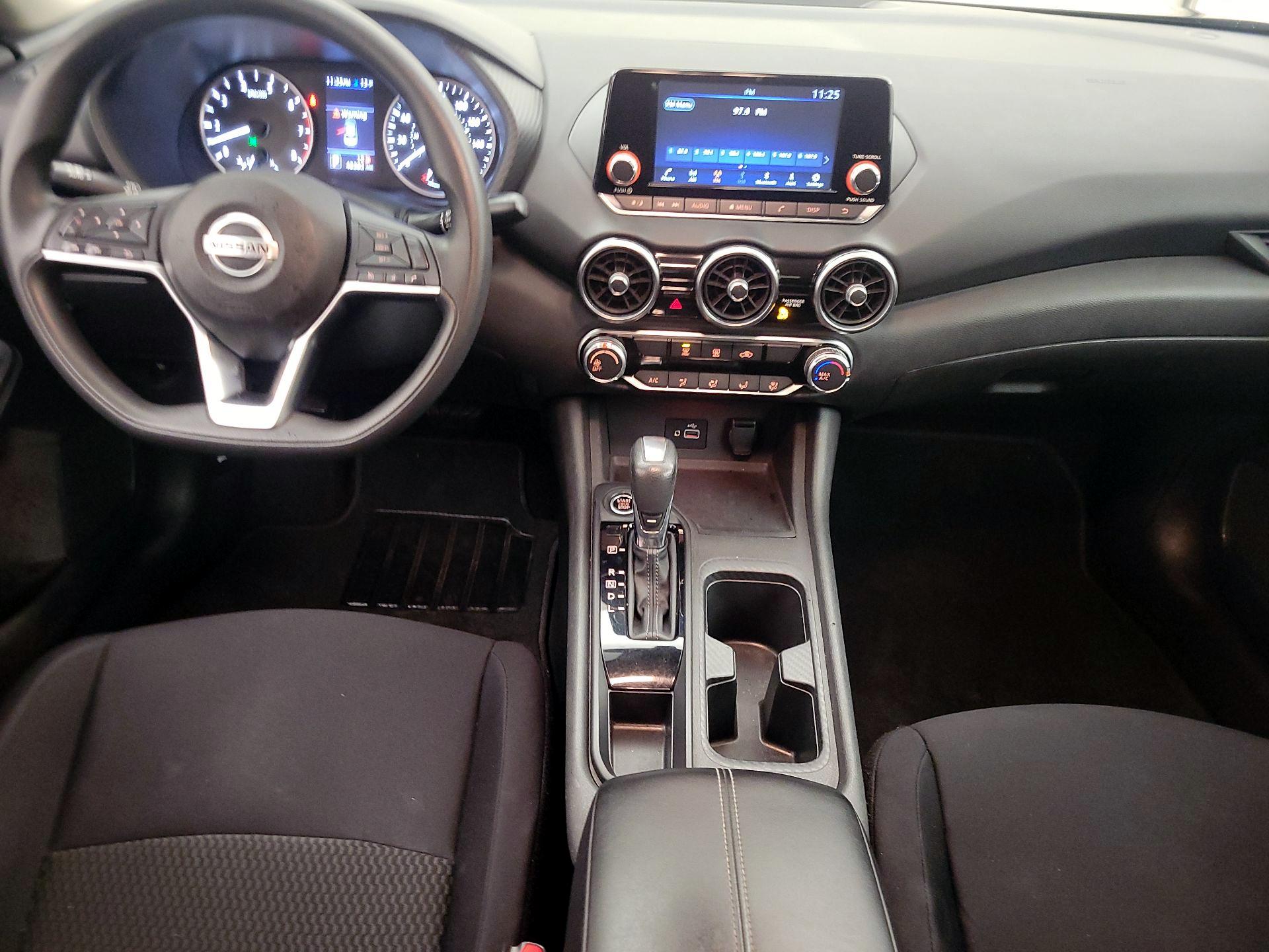 Thumbnail: 2021 Nissan Sentra - 9