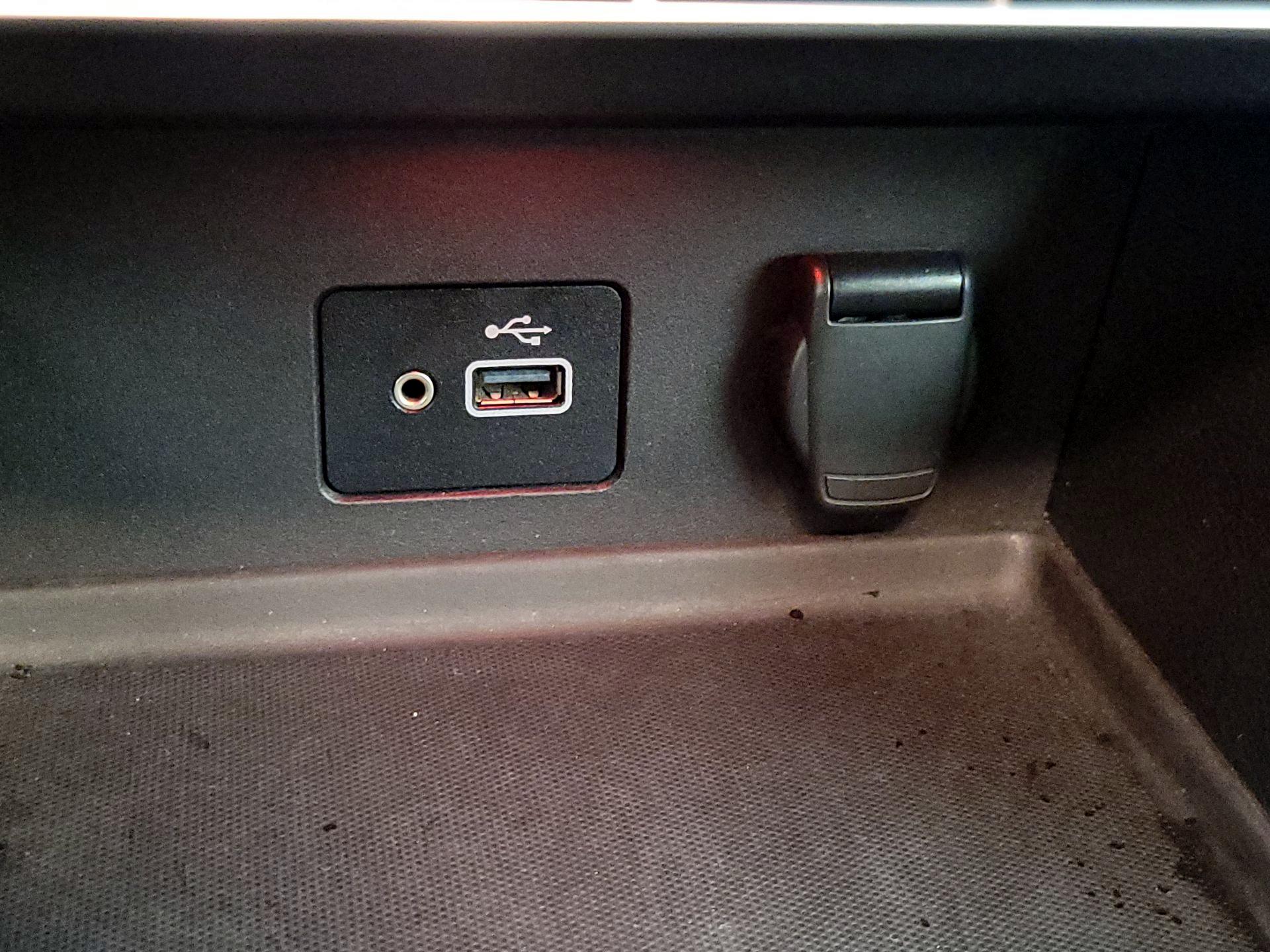 Thumbnail: 2021 Nissan Sentra - 18