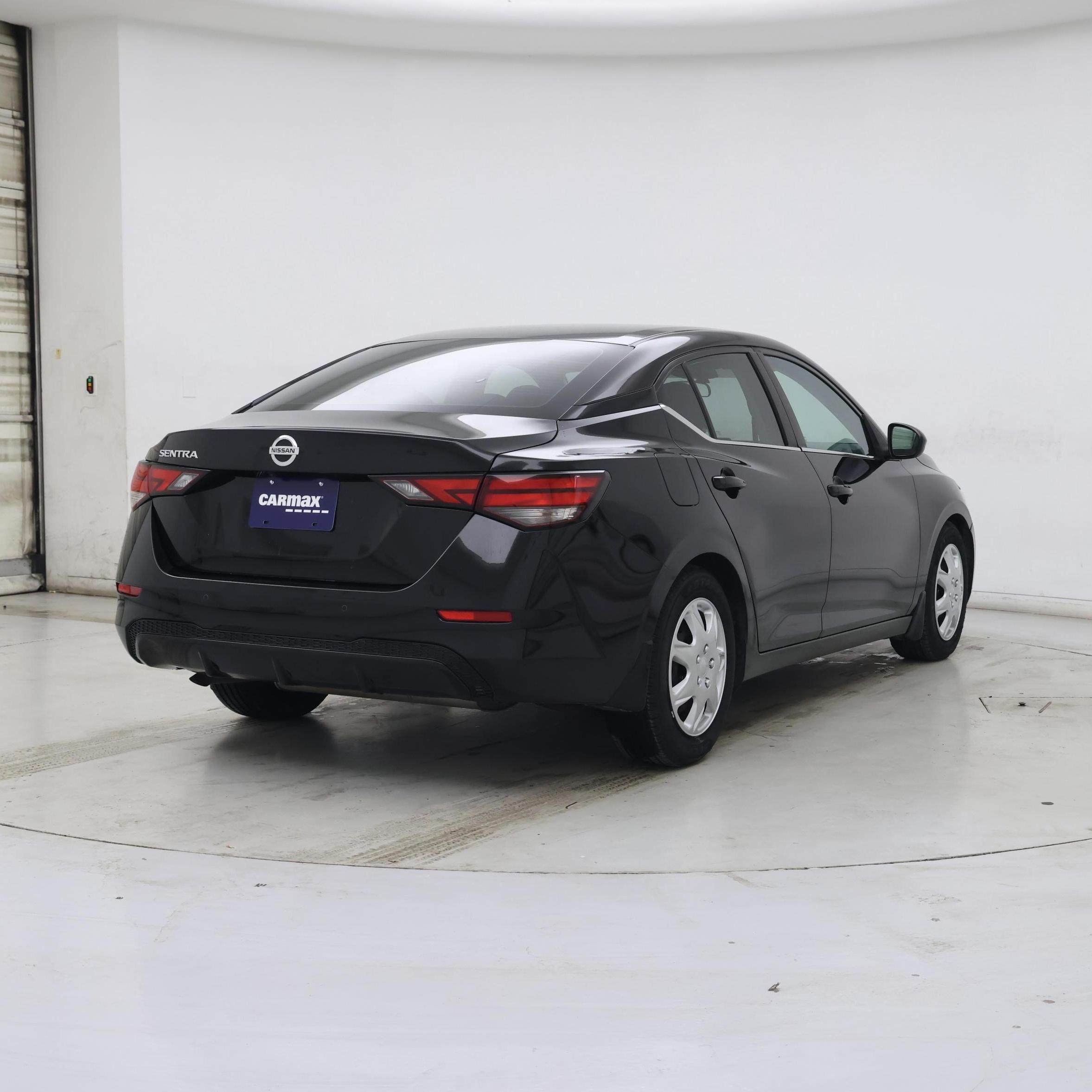 Thumbnail: 2021 Nissan Sentra - 8