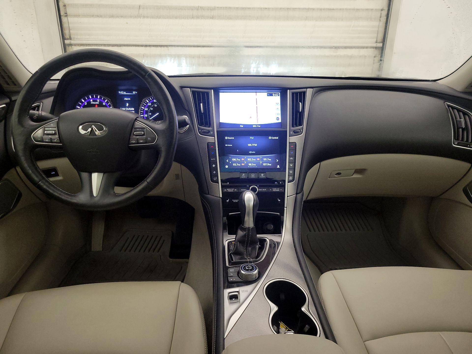 Thumbnail: 2017 INFINITI Q50 - 9