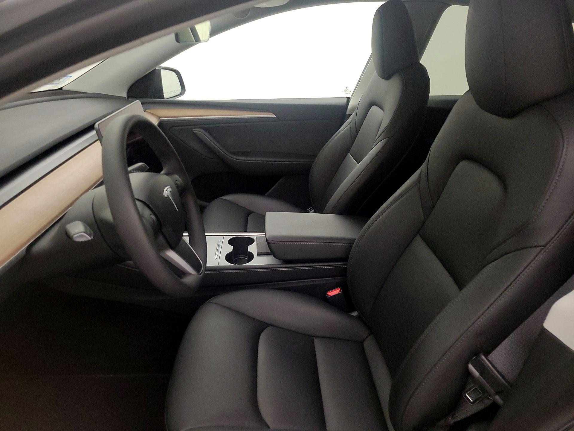 Thumbnail: 2024 Tesla Model Y - 11