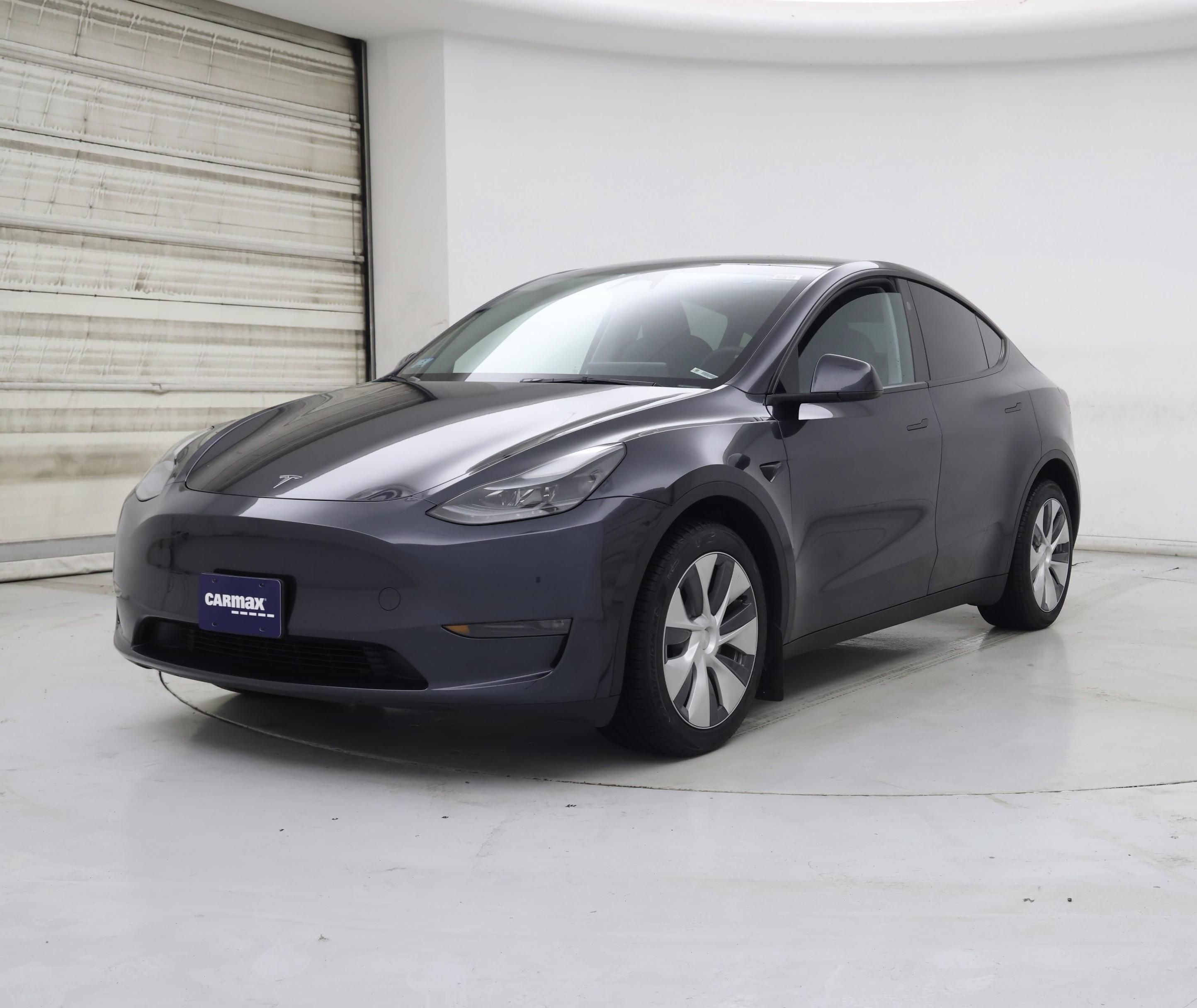 Thumbnail: 2024 Tesla Model Y - 4