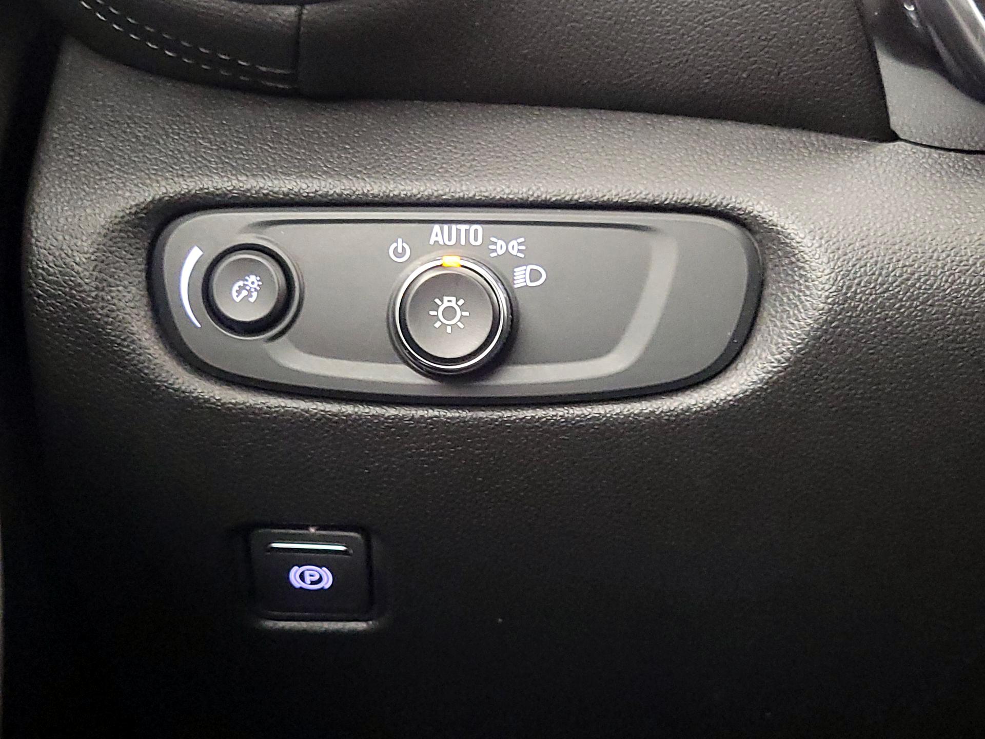 Thumbnail: 2023 Chevrolet Blazer - 13