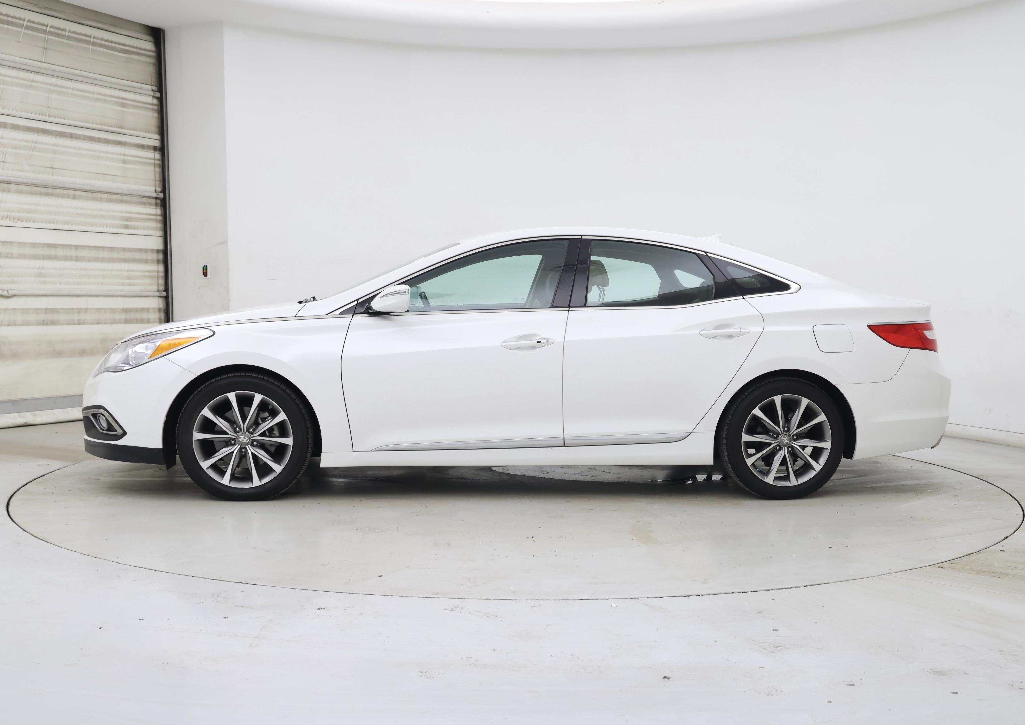 Thumbnail: 2015 Hyundai Azera - 3