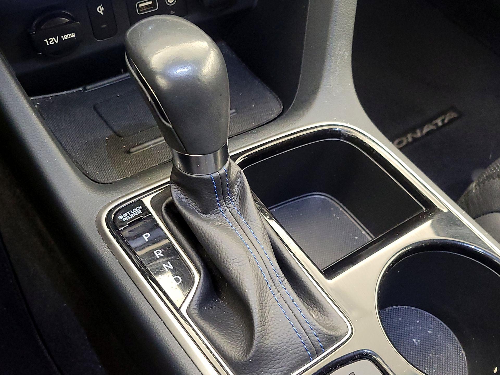 Thumbnail: 2018 Hyundai Sonata - 18