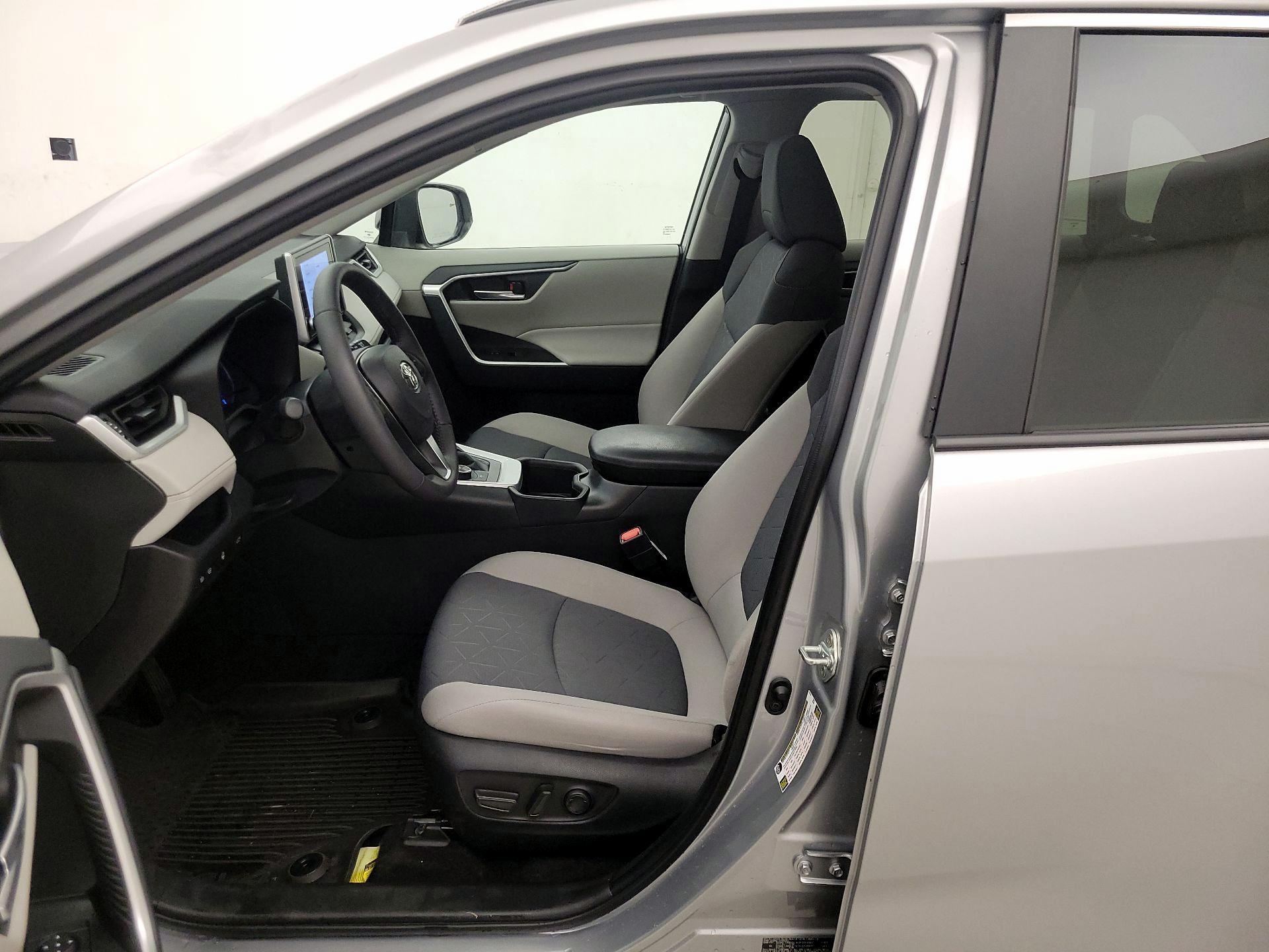 Thumbnail: 2024 Toyota RAV4 - 11