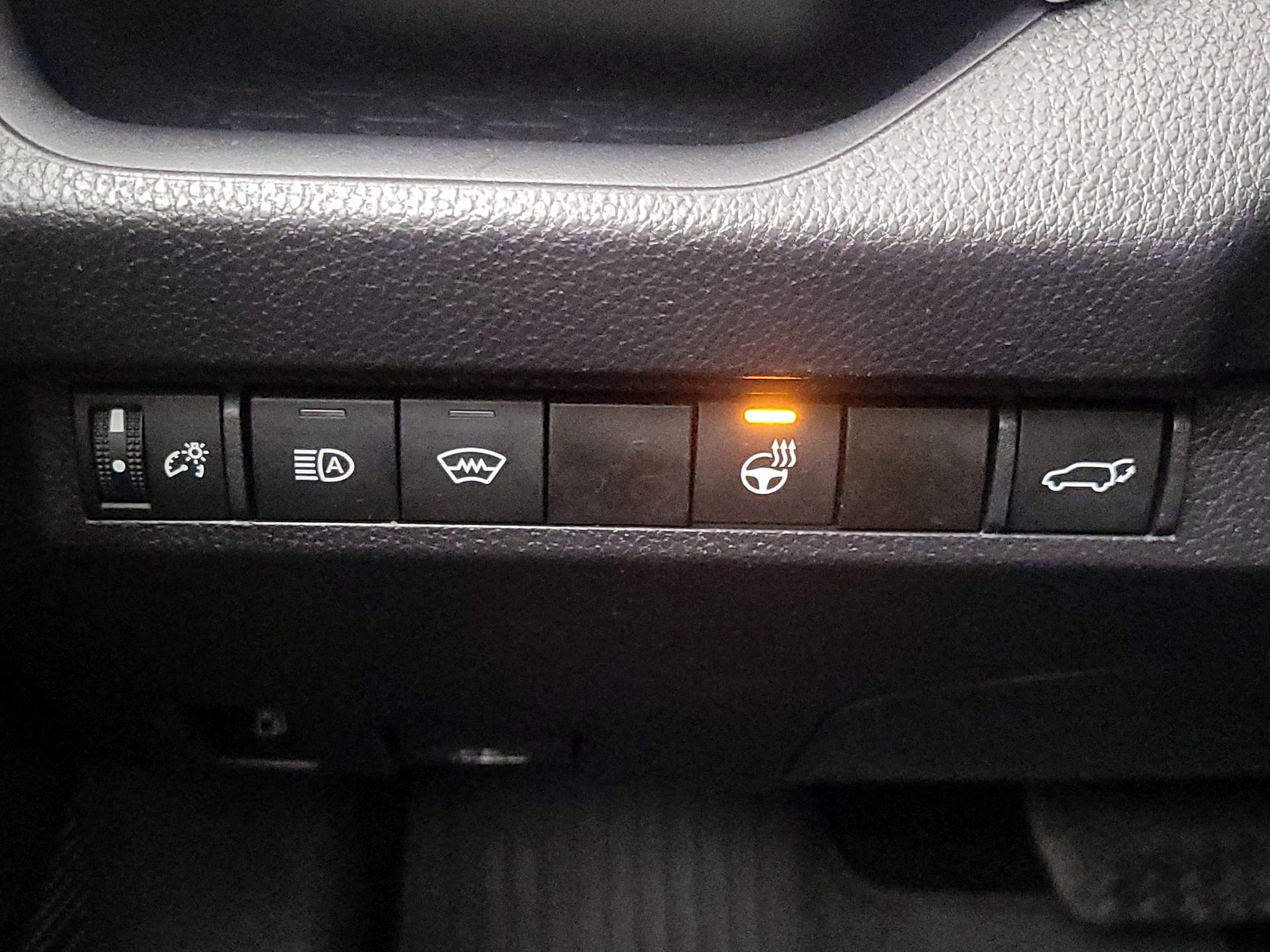 Thumbnail: 2024 Toyota RAV4 - 13