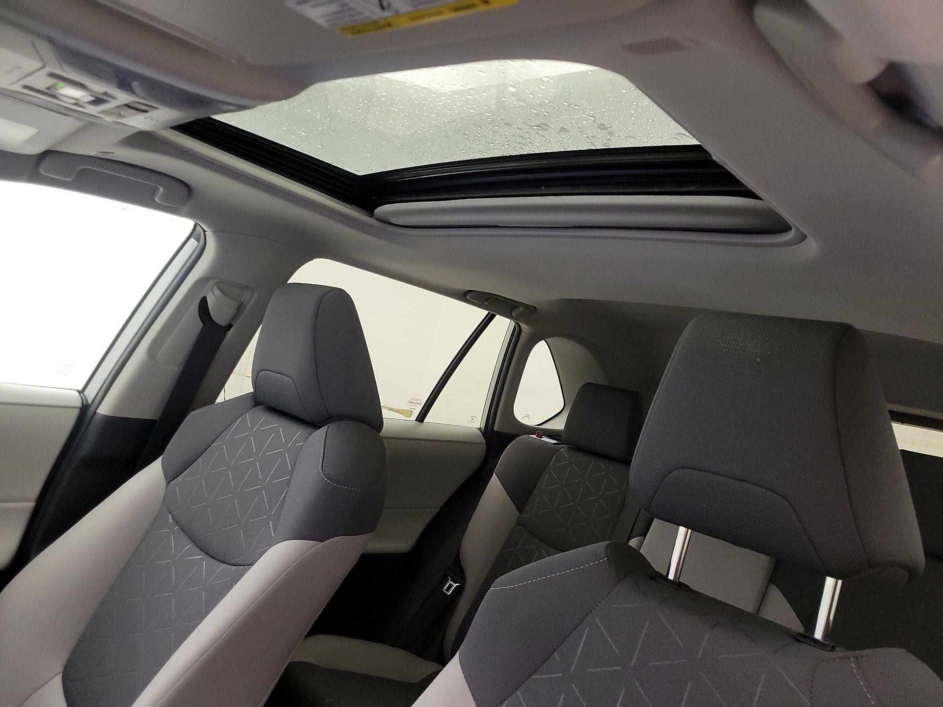 Thumbnail: 2024 Toyota RAV4 - 19