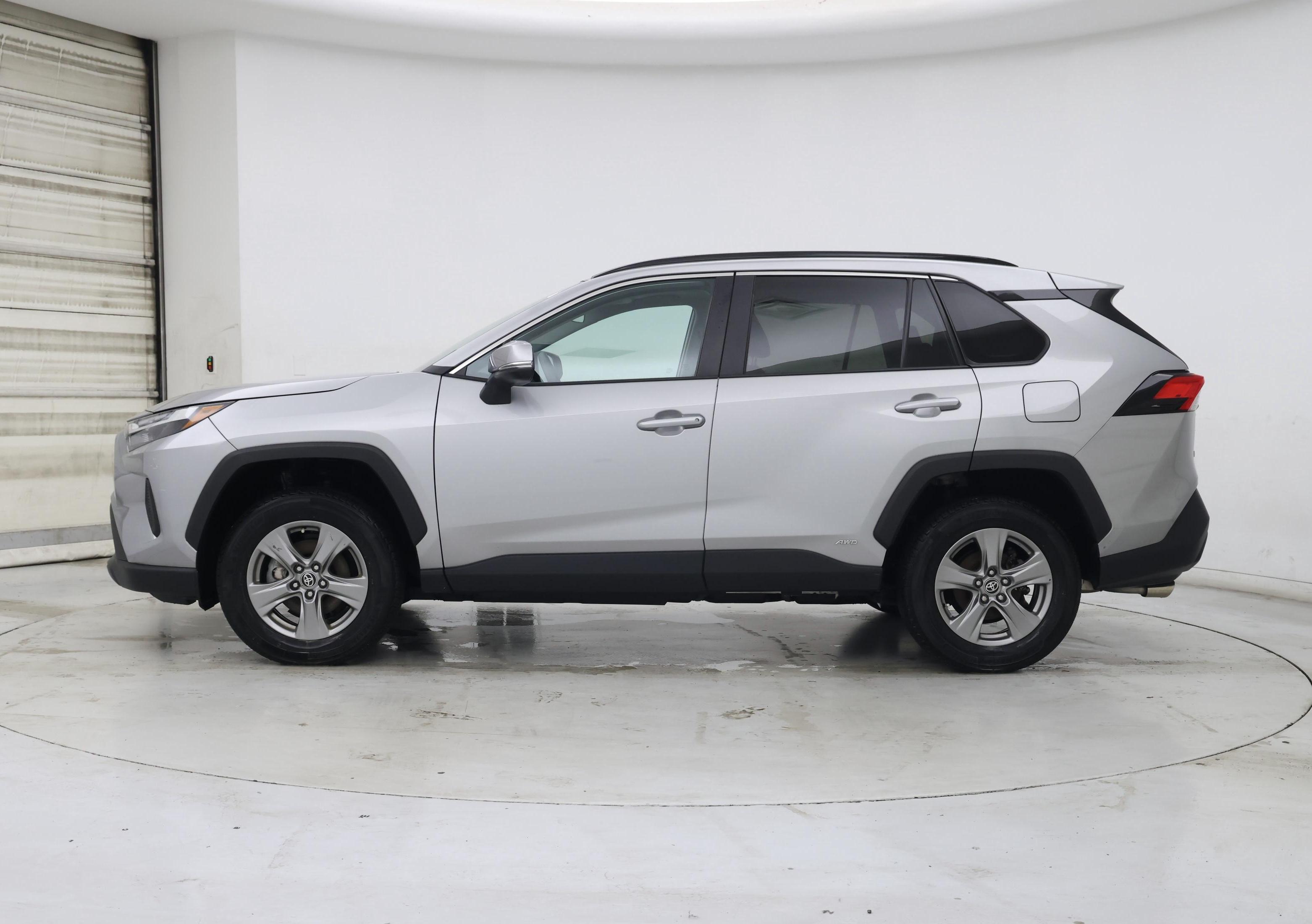 Thumbnail: 2024 Toyota RAV4 - 3