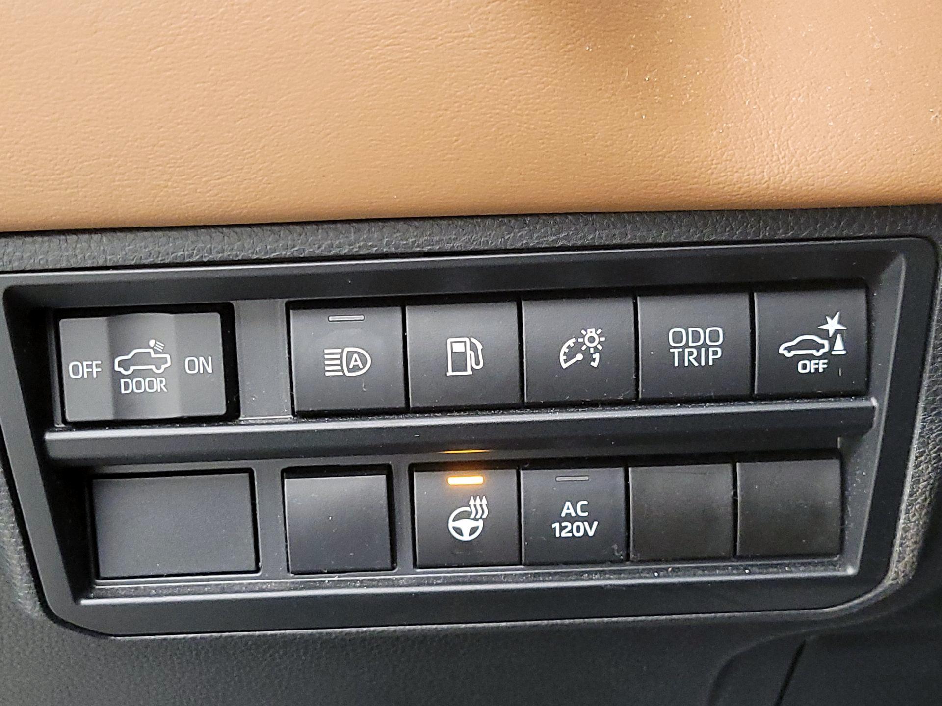 Thumbnail: 2023 Toyota Tundra - 13