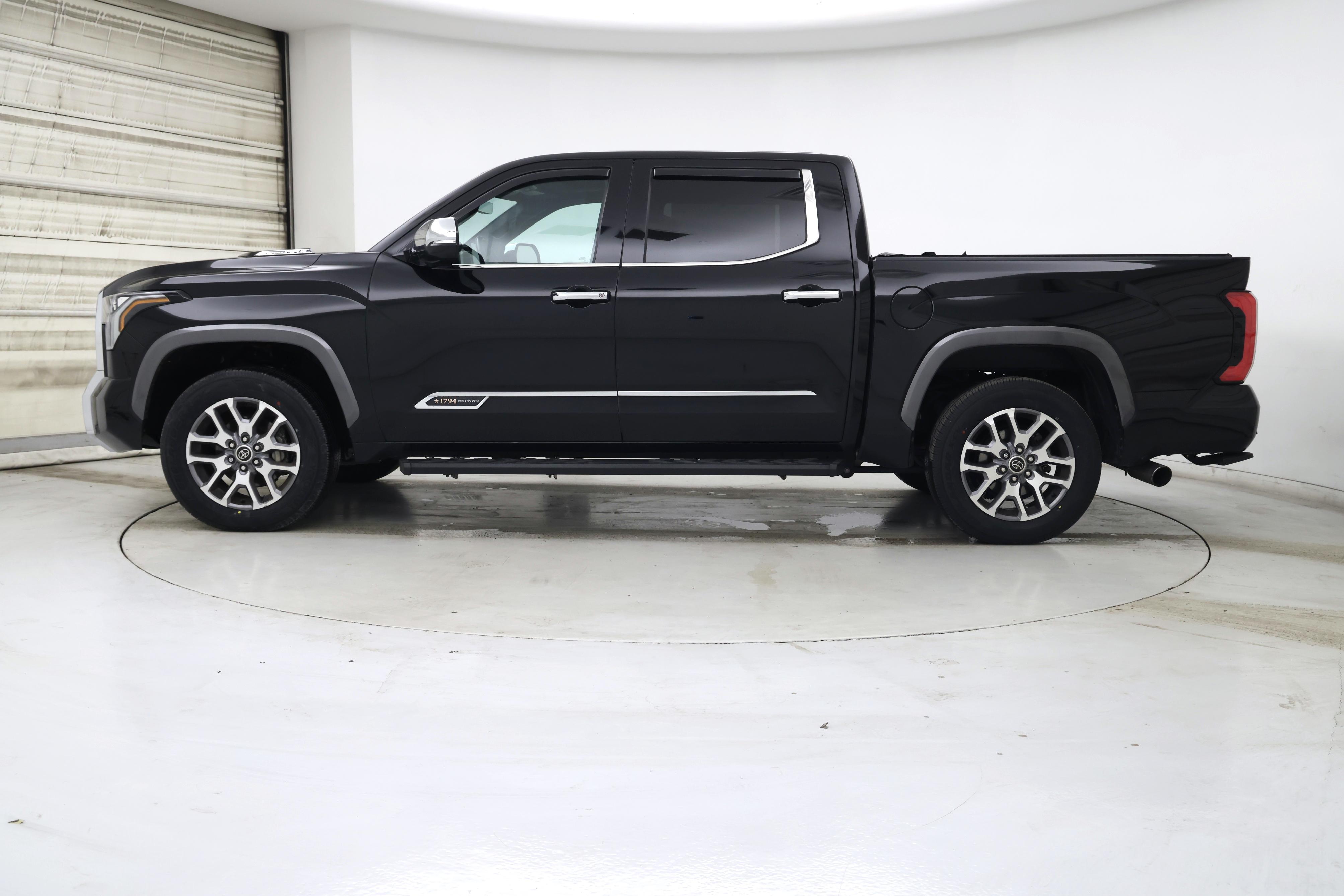 Thumbnail: 2023 Toyota Tundra - 3