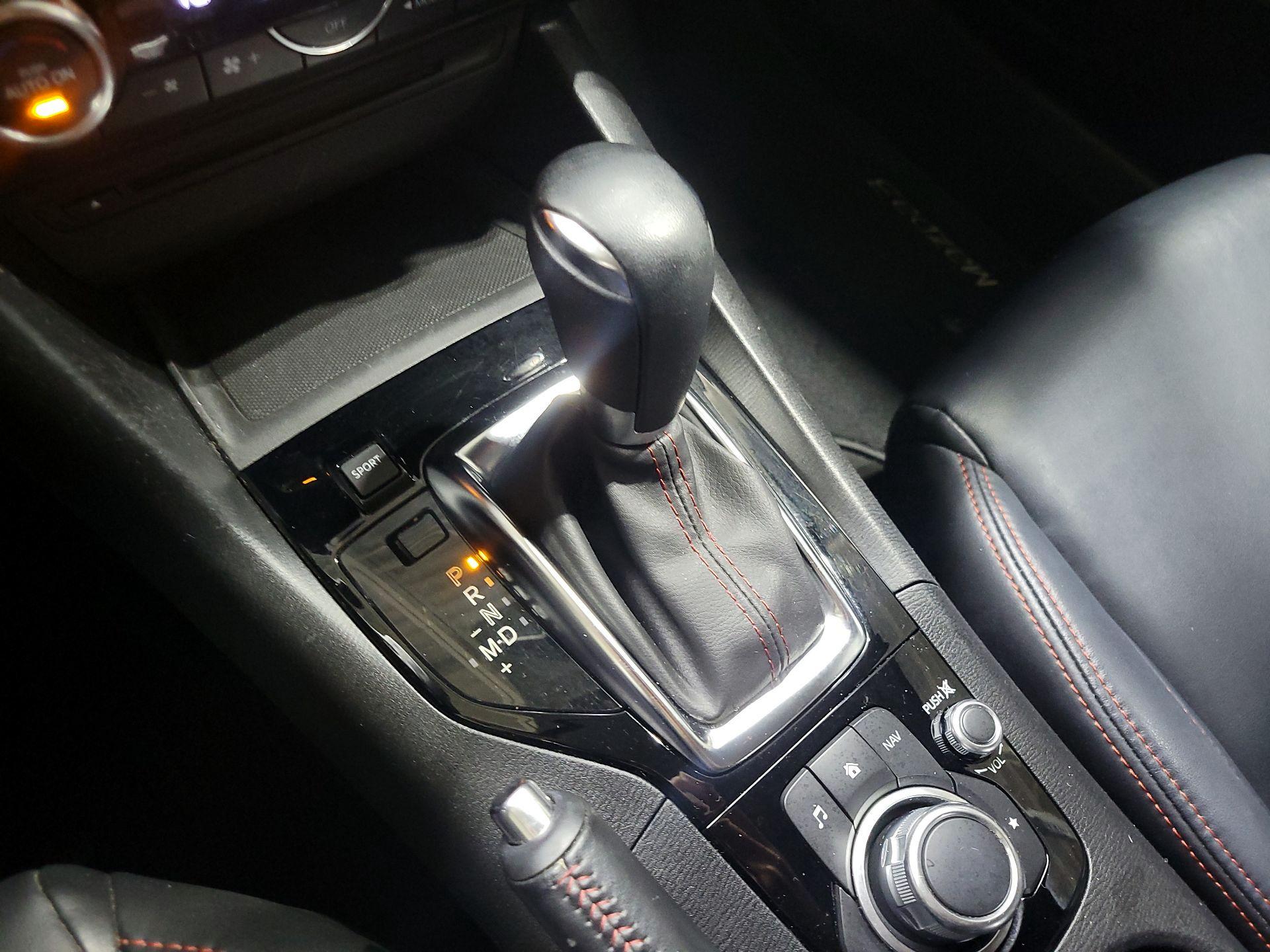 Thumbnail: 2014 Mazda Mazda3 - 17