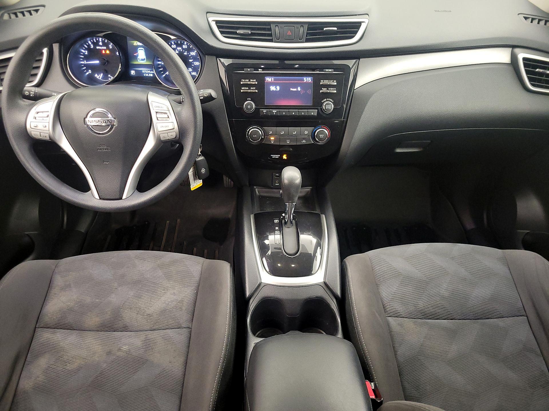 Thumbnail: 2016 Nissan Rogue - 9