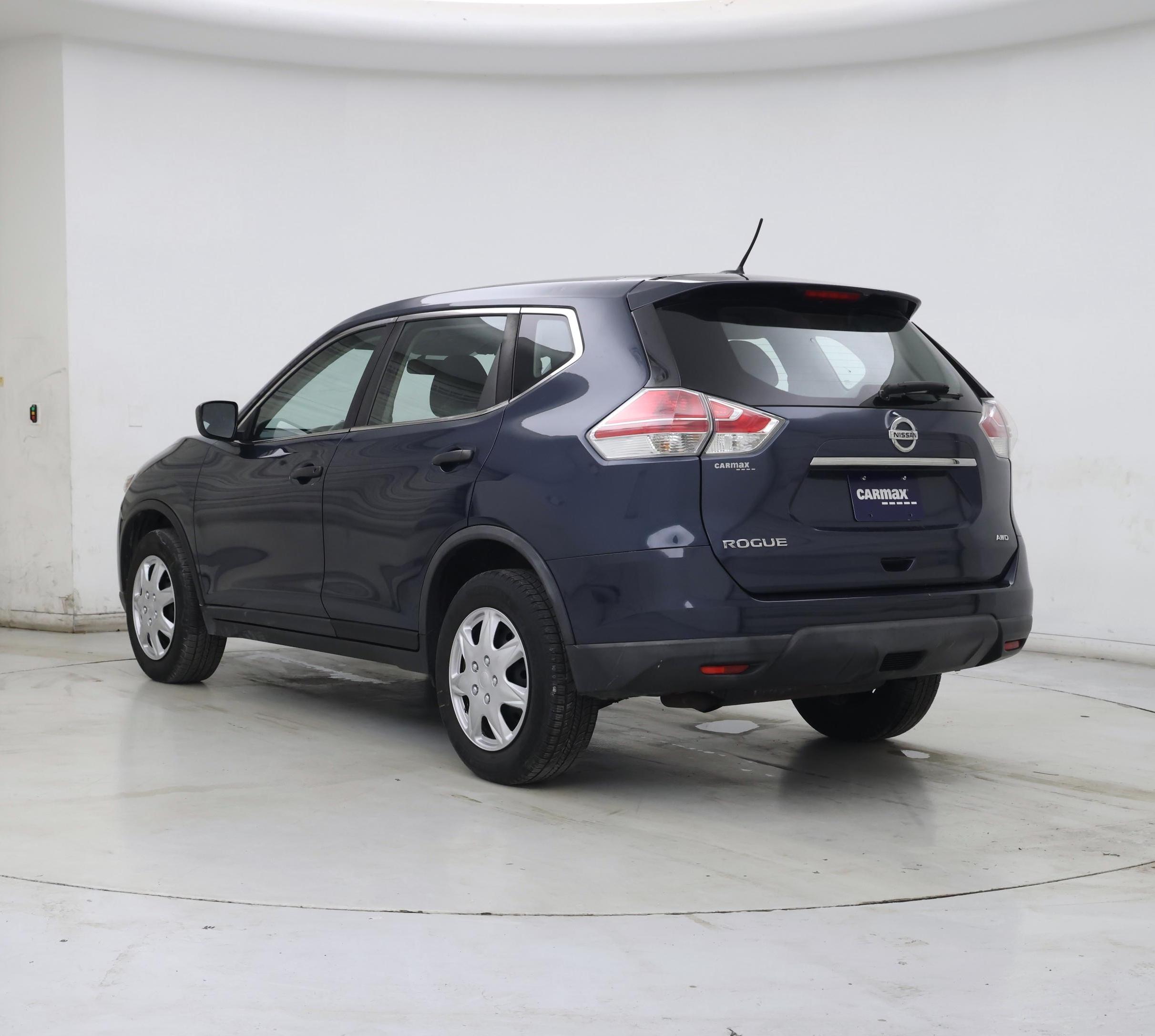 Thumbnail: 2016 Nissan Rogue - 2