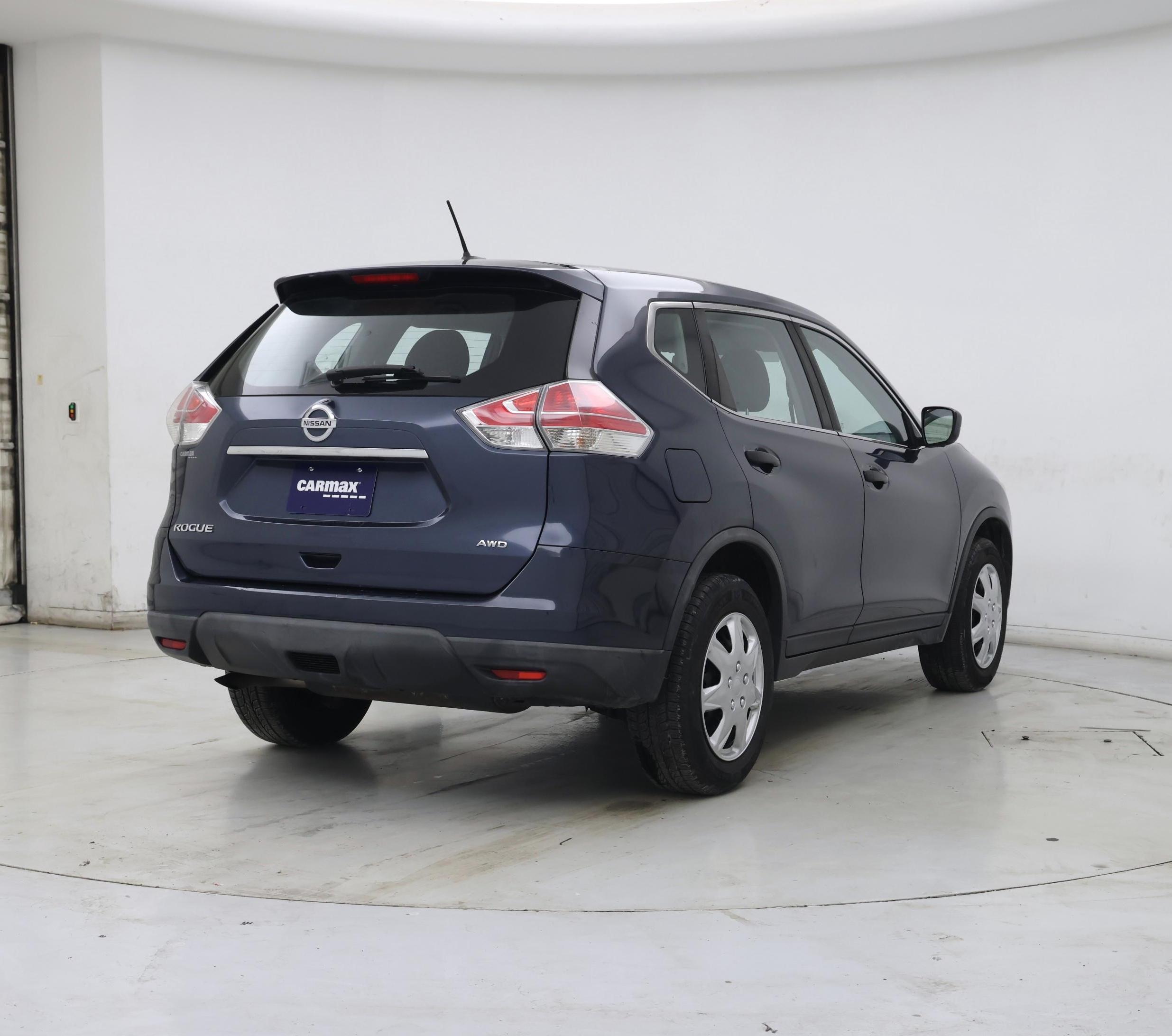 Thumbnail: 2016 Nissan Rogue - 8