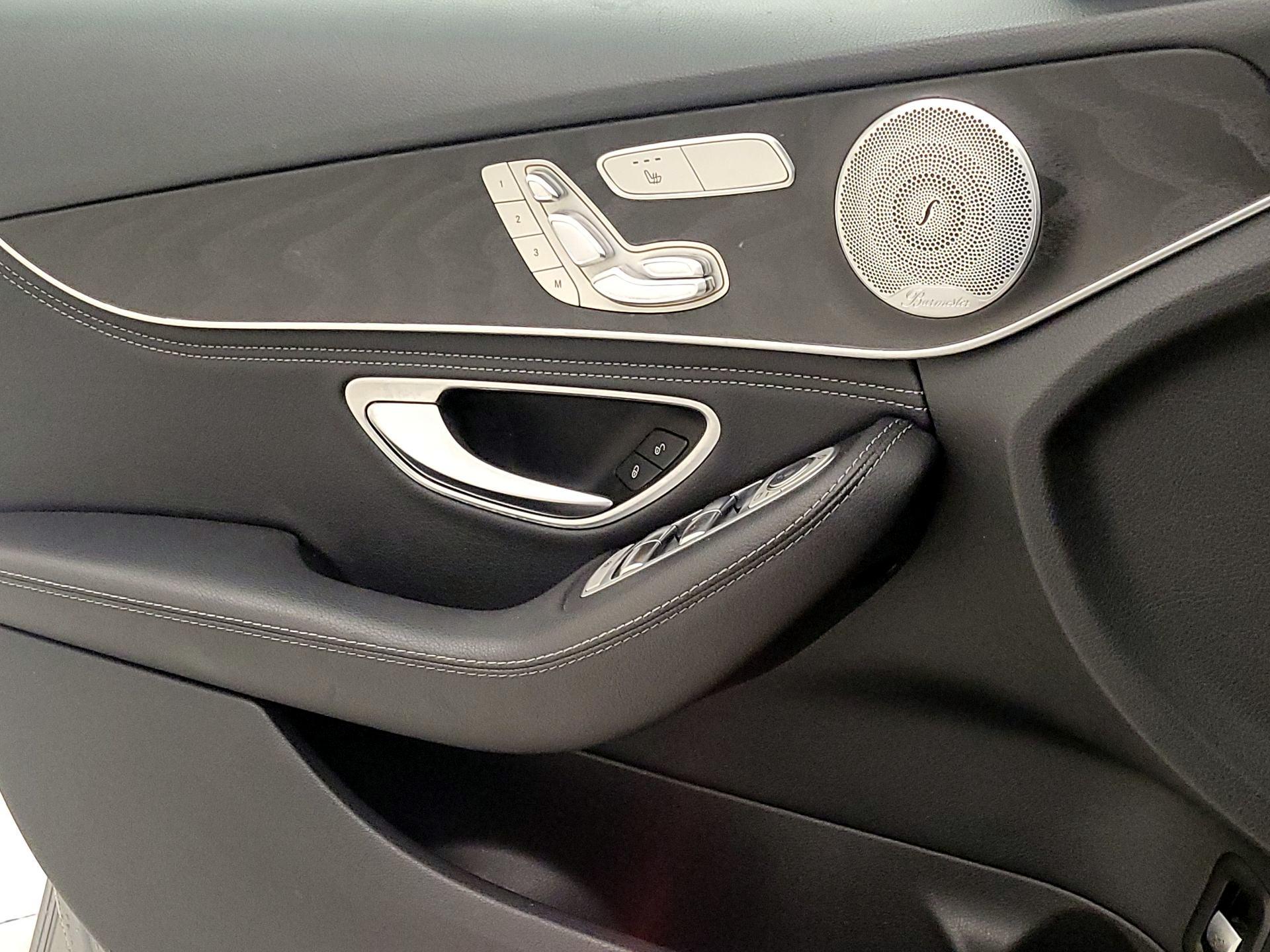 Thumbnail: 2015 Mercedes-Benz C-Class - 12