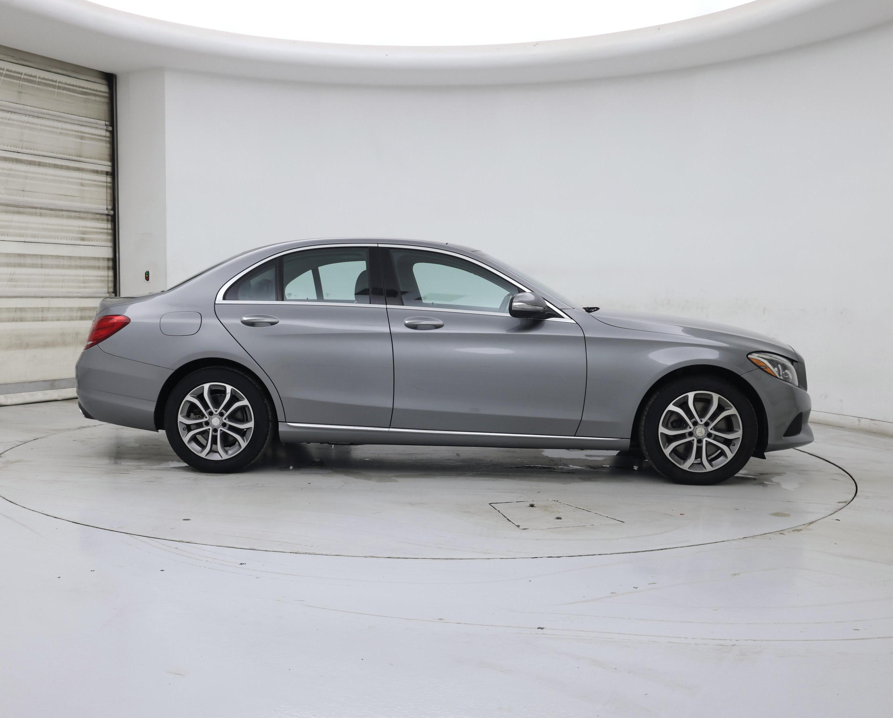 Thumbnail: 2015 Mercedes-Benz C-Class - 7