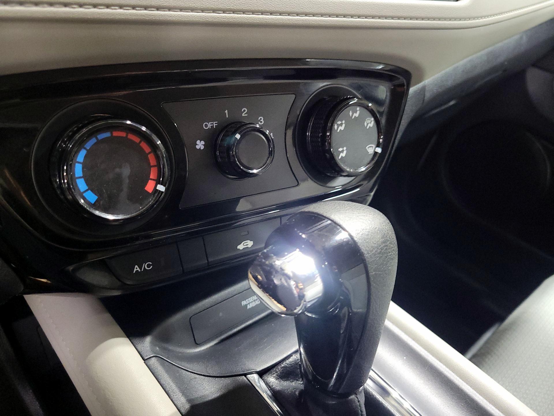 Thumbnail: 2021 Honda HR-V - 16