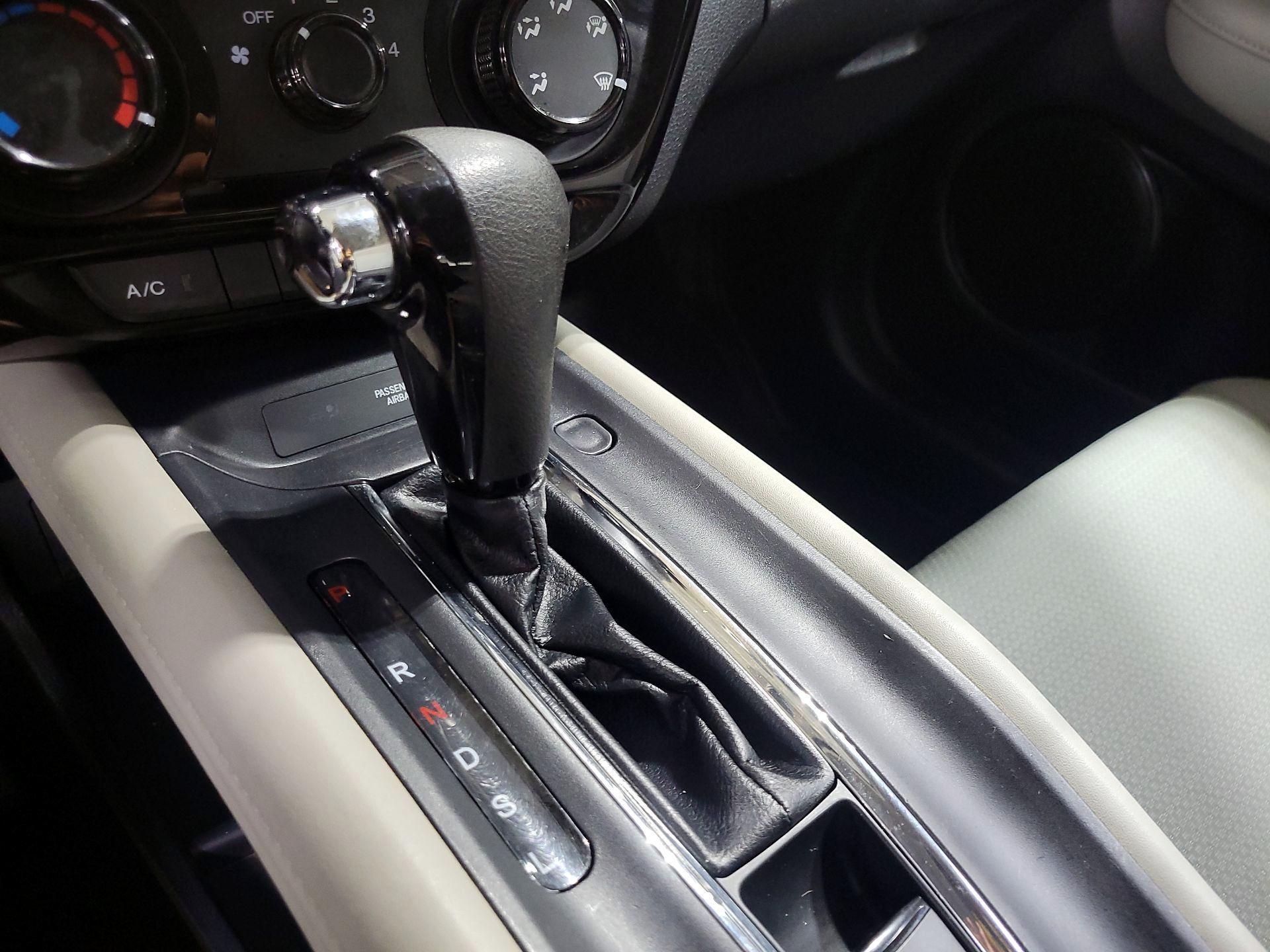 Thumbnail: 2021 Honda HR-V - 17