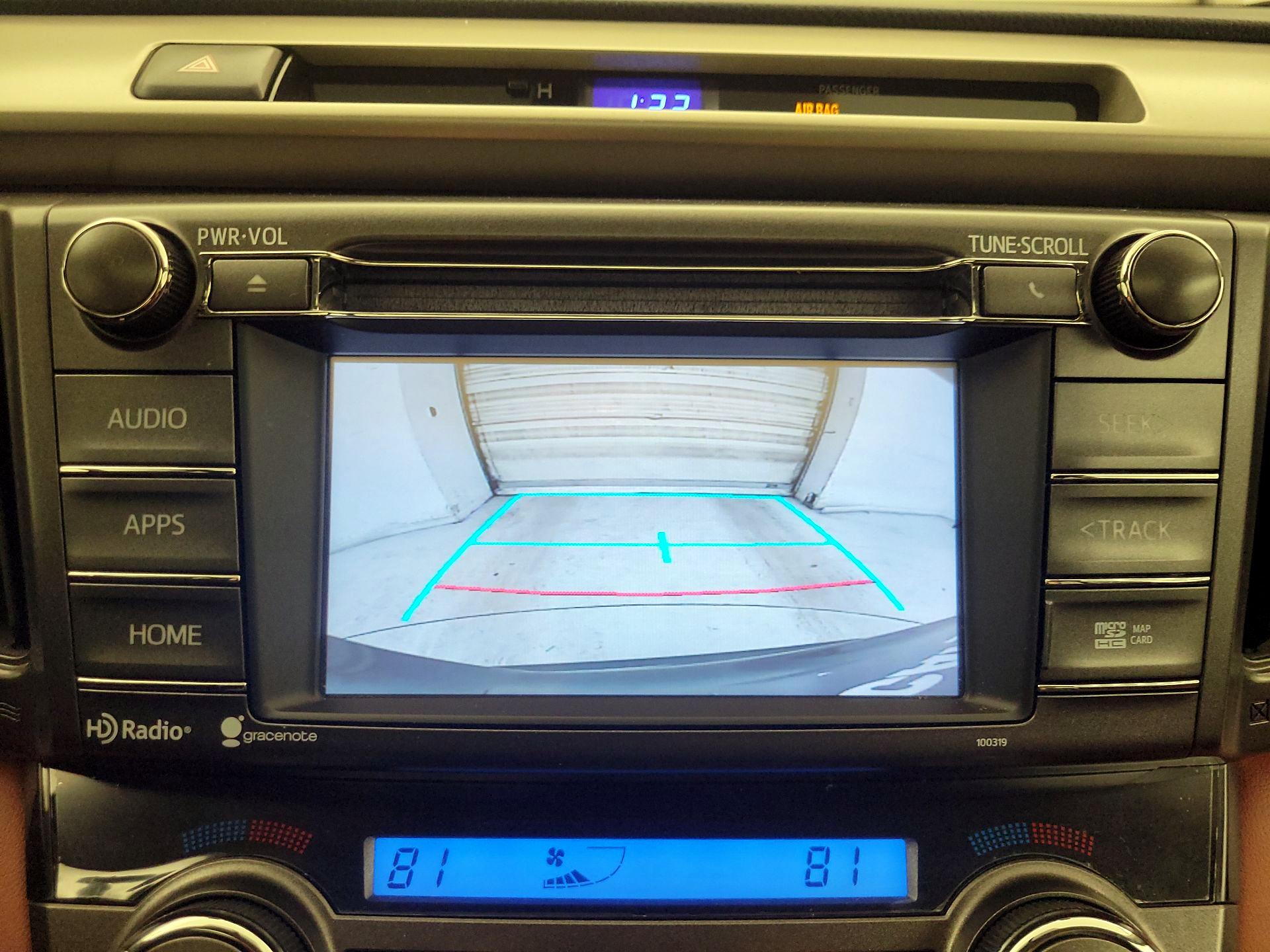 Thumbnail: 2015 Toyota RAV4 - 14