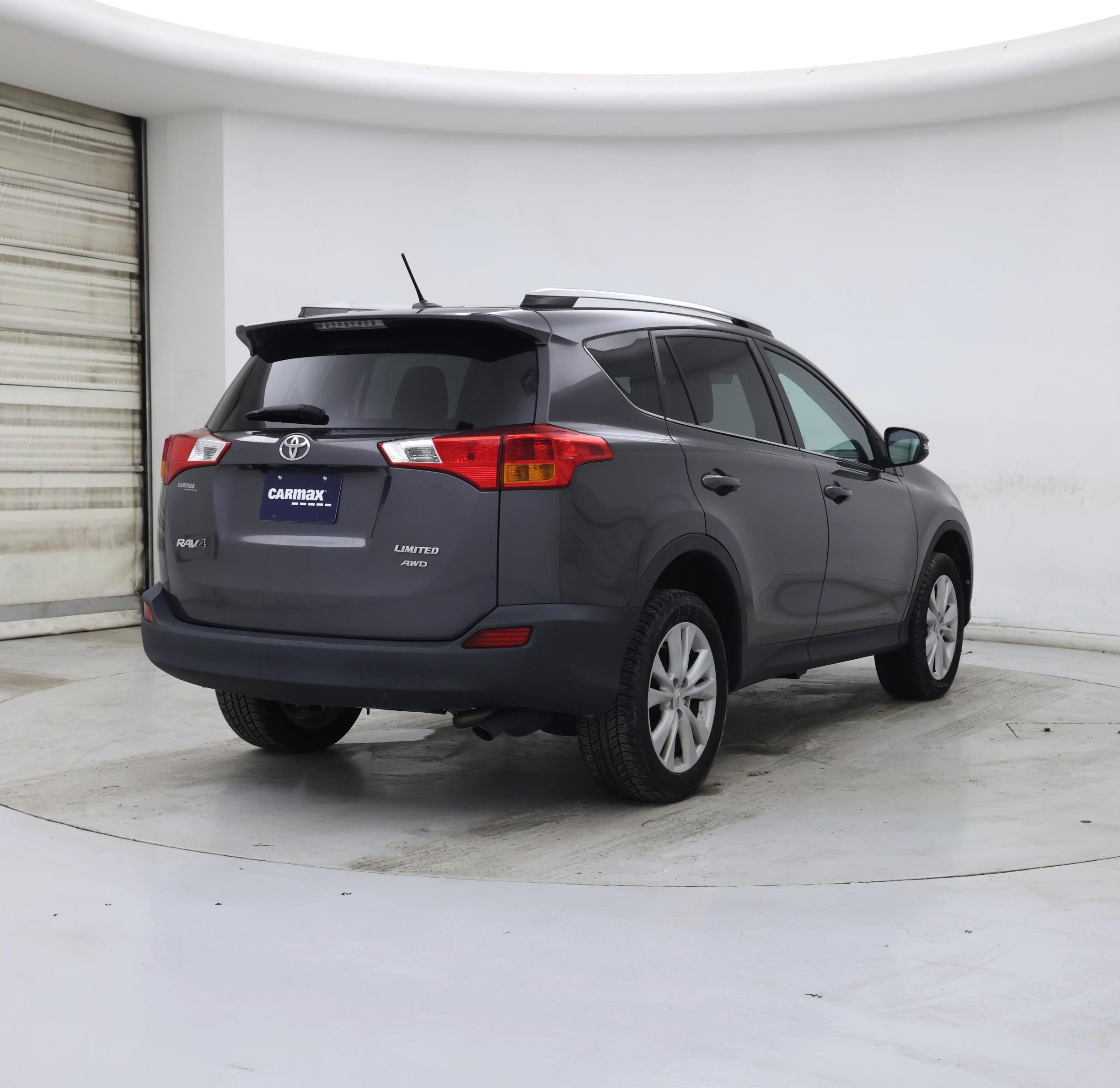 Thumbnail: 2015 Toyota RAV4 - 8