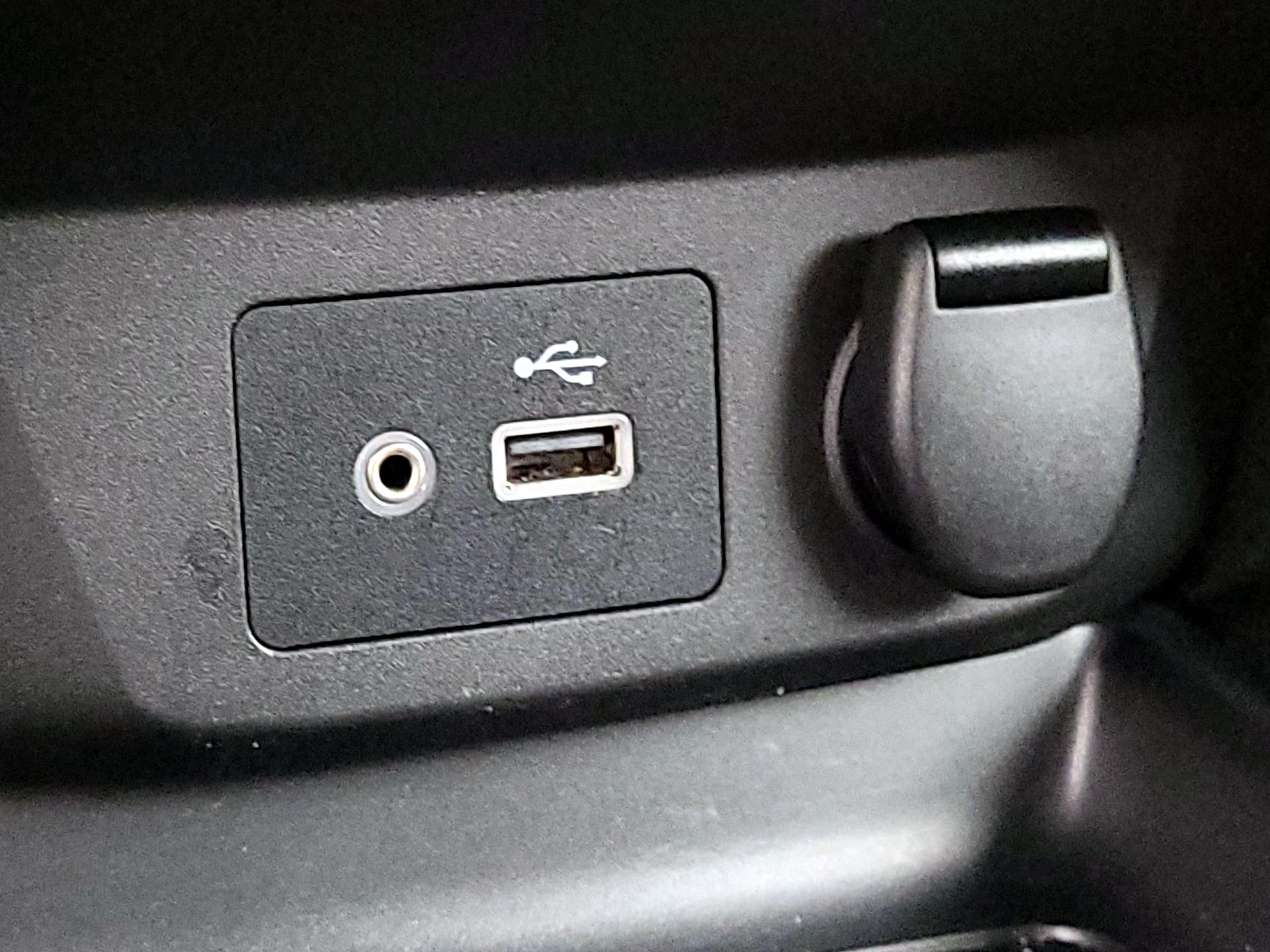 Thumbnail: 2020 Nissan Rogue Sport - 18